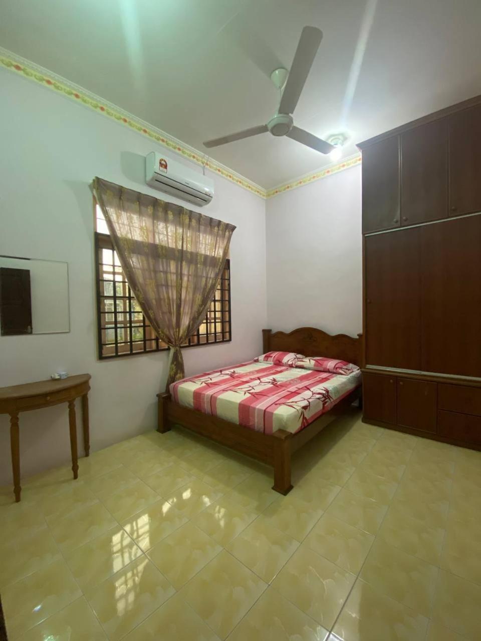 UMMI HOMESTAY Manir KT photo 3