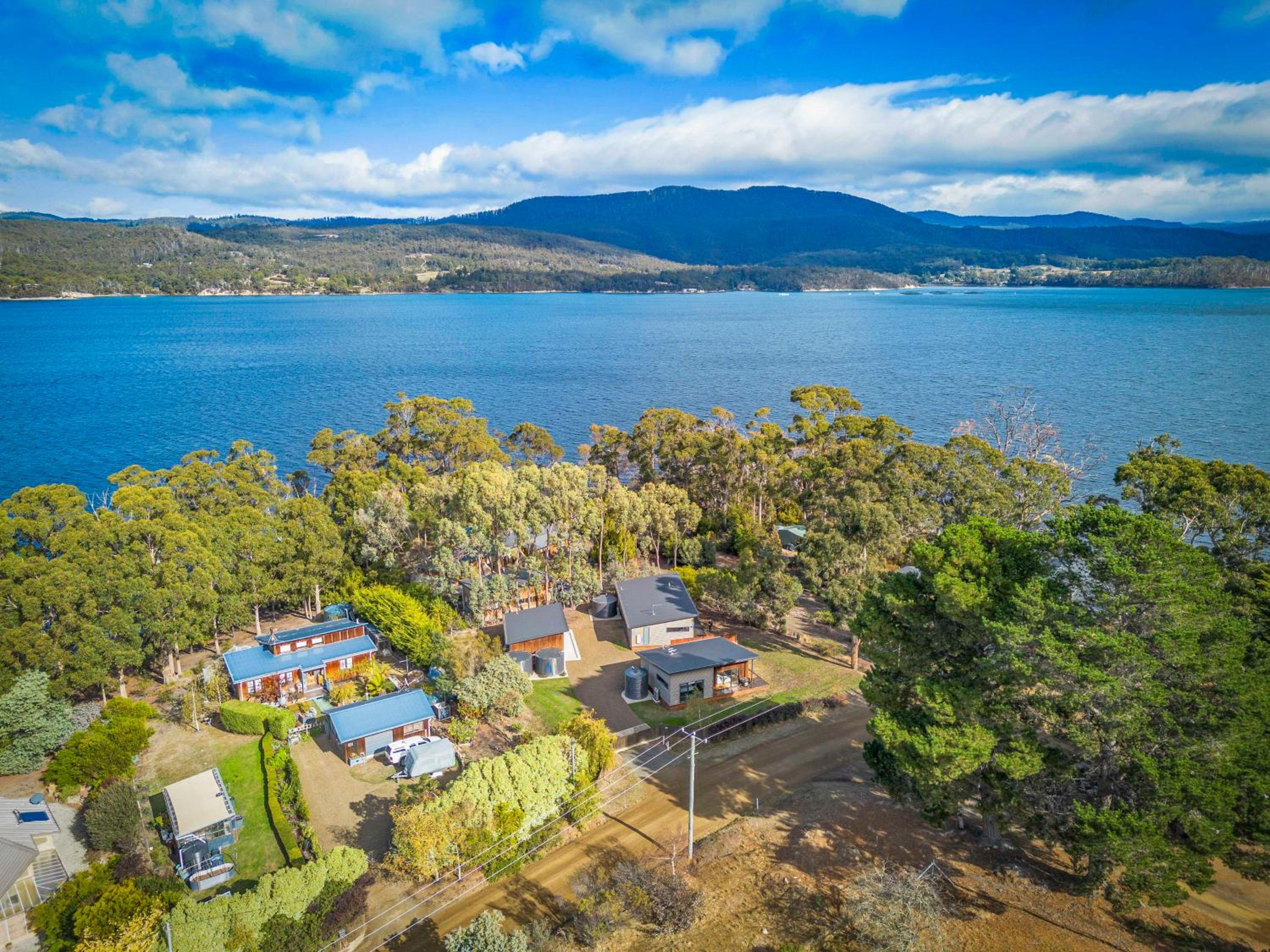 Herlihys On Huon - Cabin 2