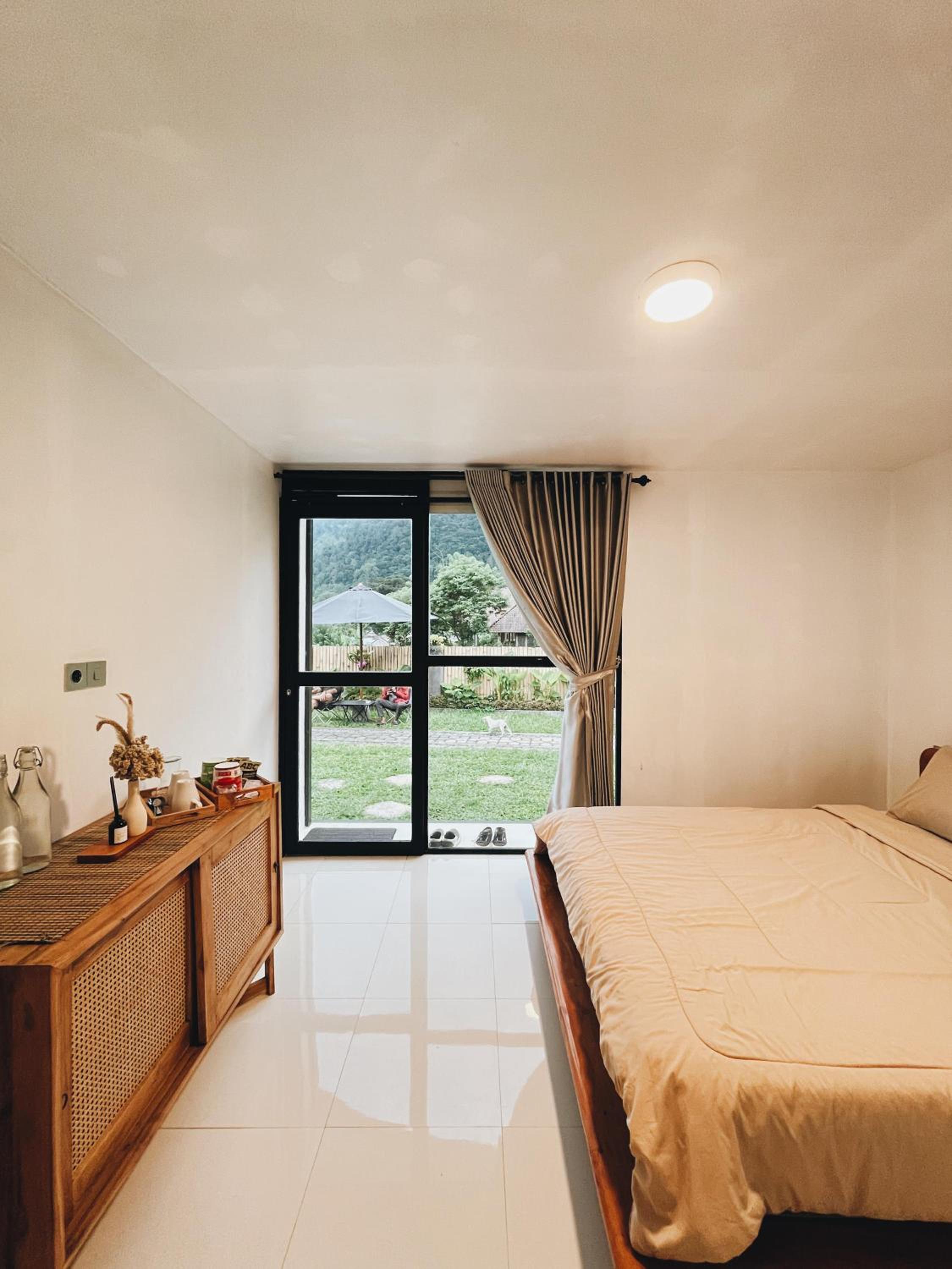 Ginastro Hom view 5