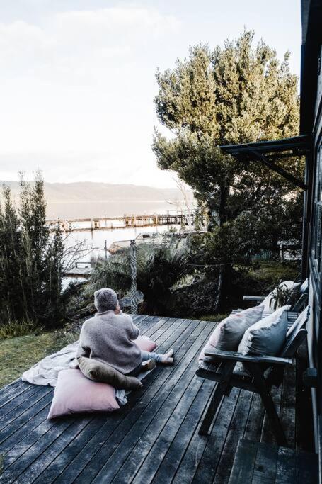 Bushy Summers - A Nurturing Bayside Shack