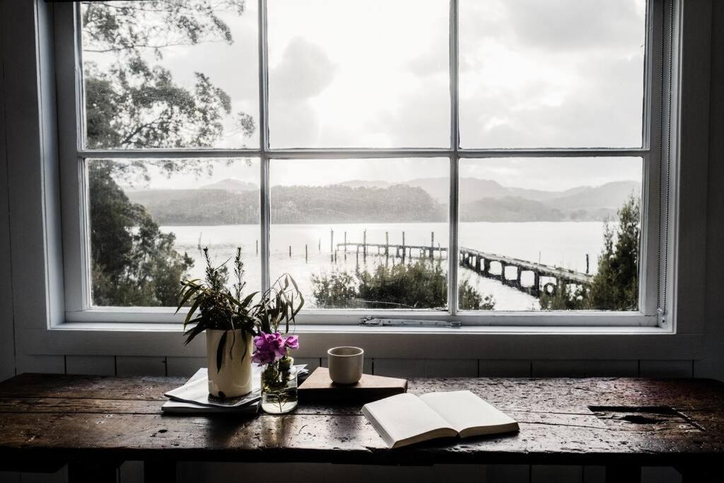 Bushy Summers - A Nurturing Bayside Shack