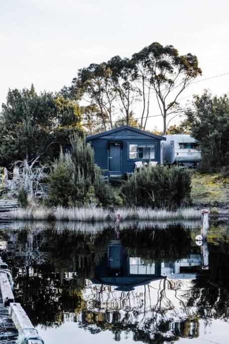 Bushy Summers - A Nurturing Bayside Shack