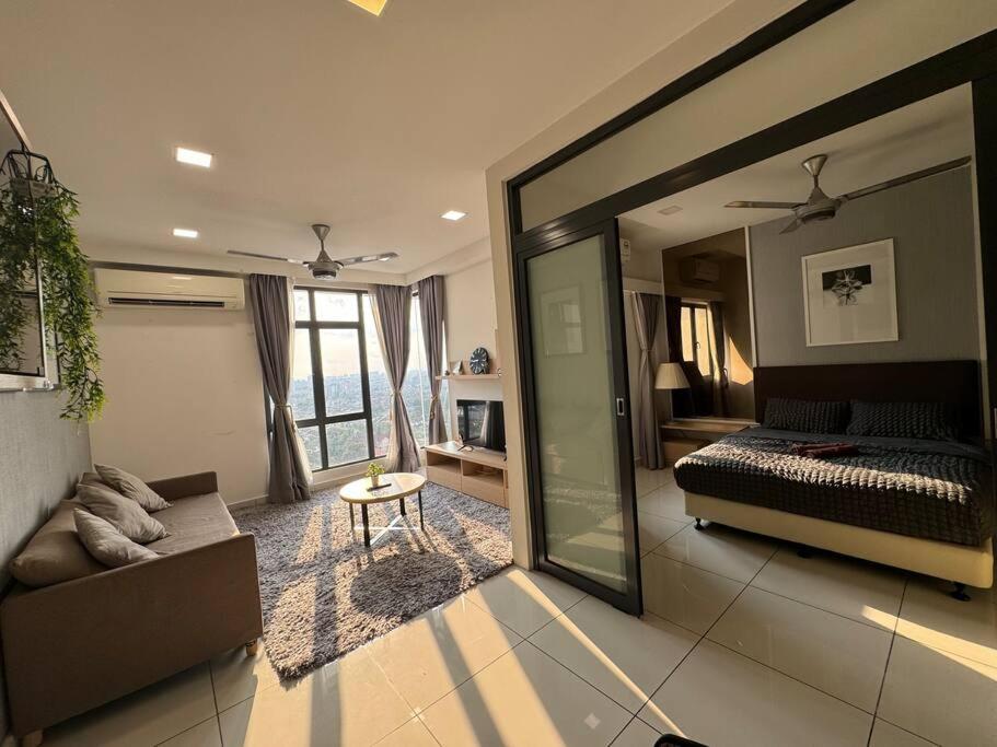 1 Tebrau Residences tiny suites by H&S Comfy Home