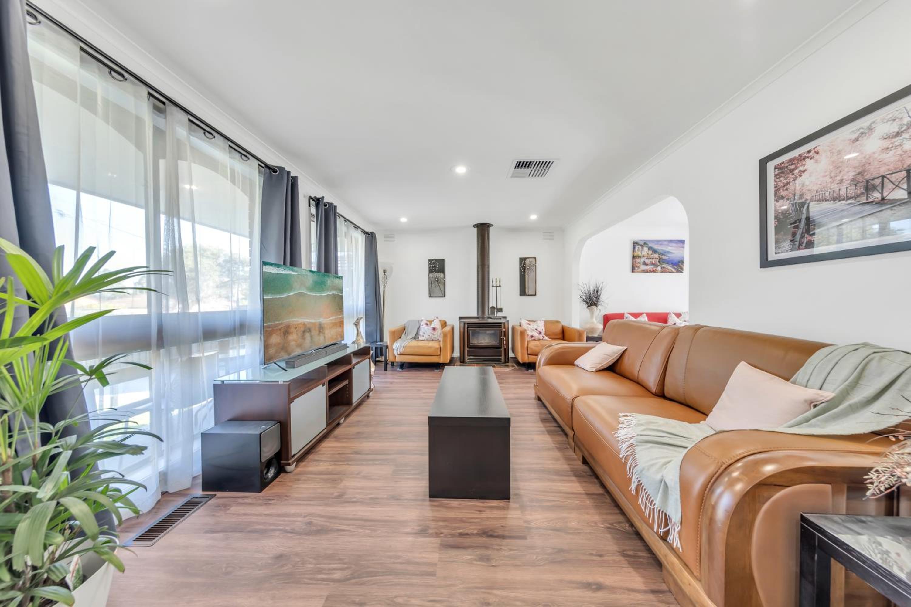 Melbourne Airport Pet friendly Guest House