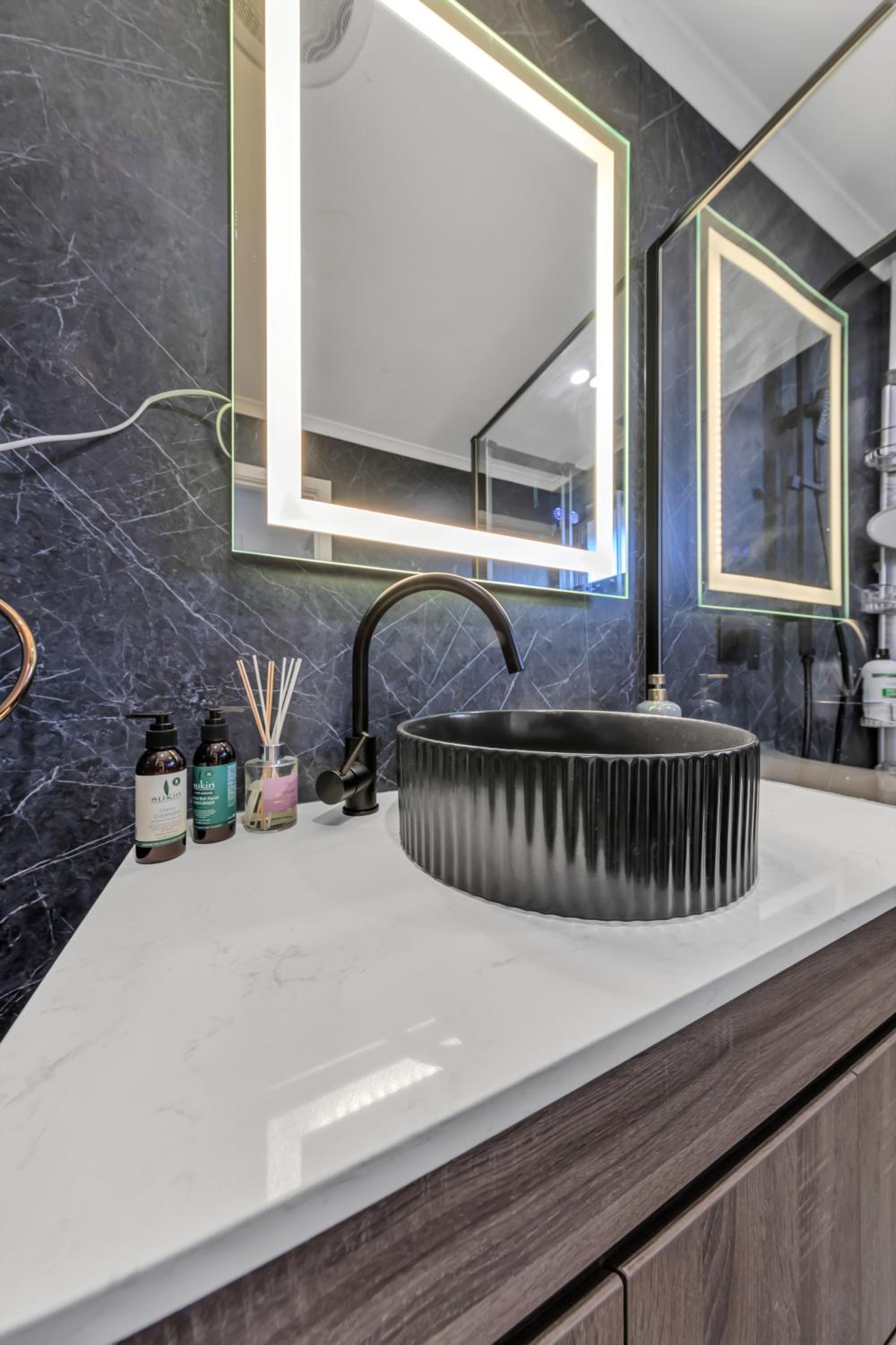 Melbourne Airport Pet friendly Guest House