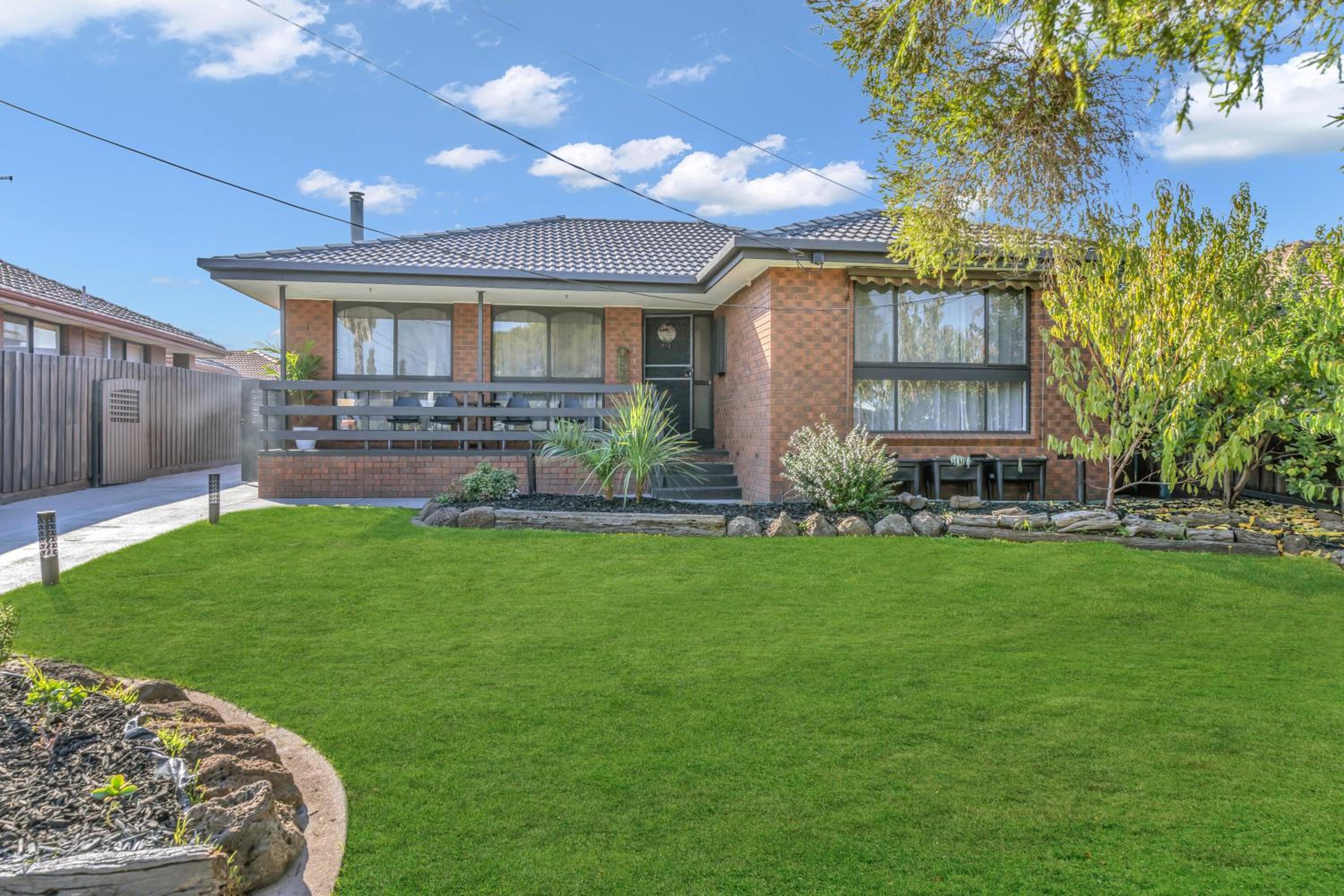 Melbourne Airport Pet friendly Guest House