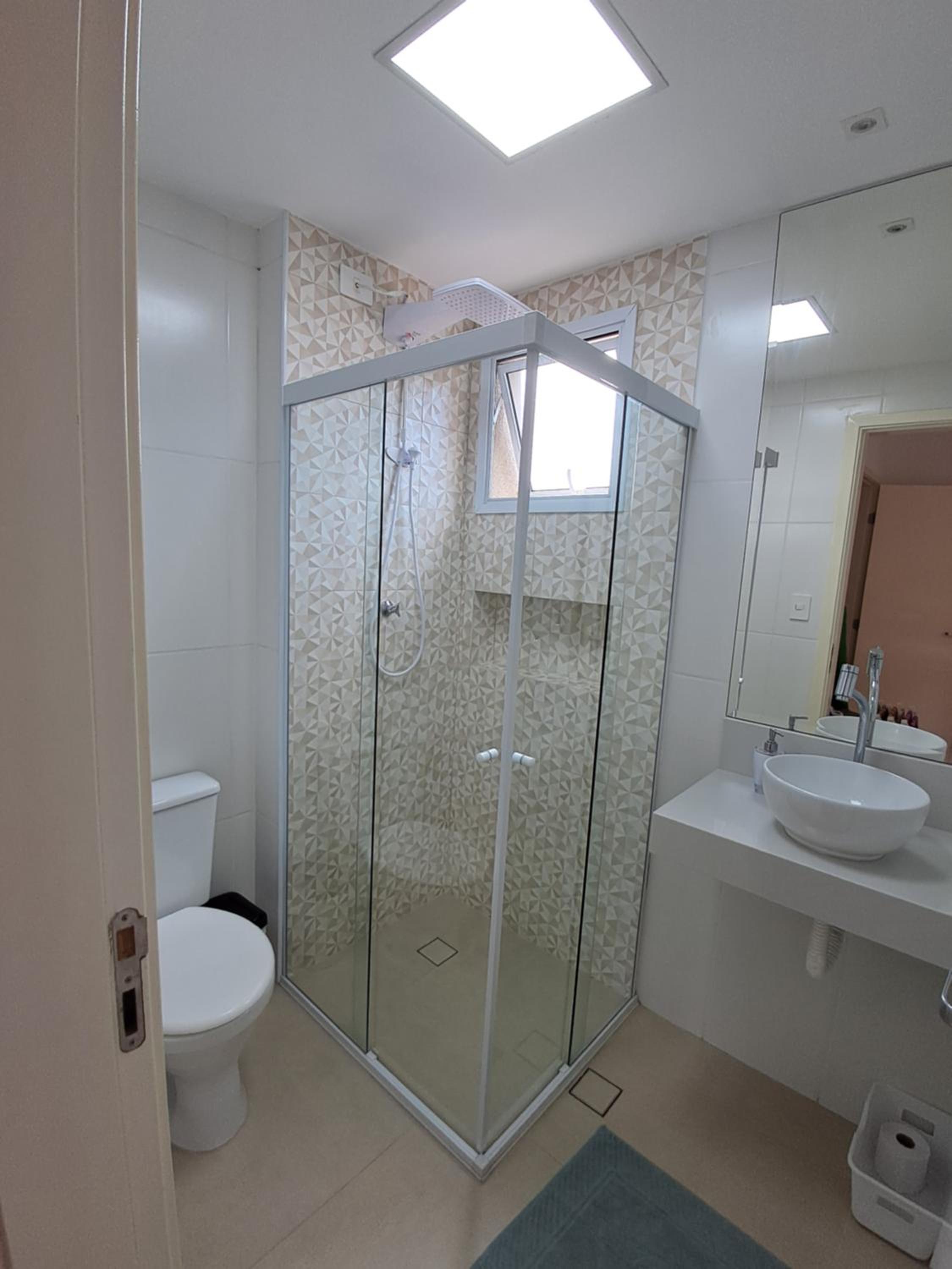 Apto Enseada Guarujá com Terraço Gourmet a 5 minutos da praia