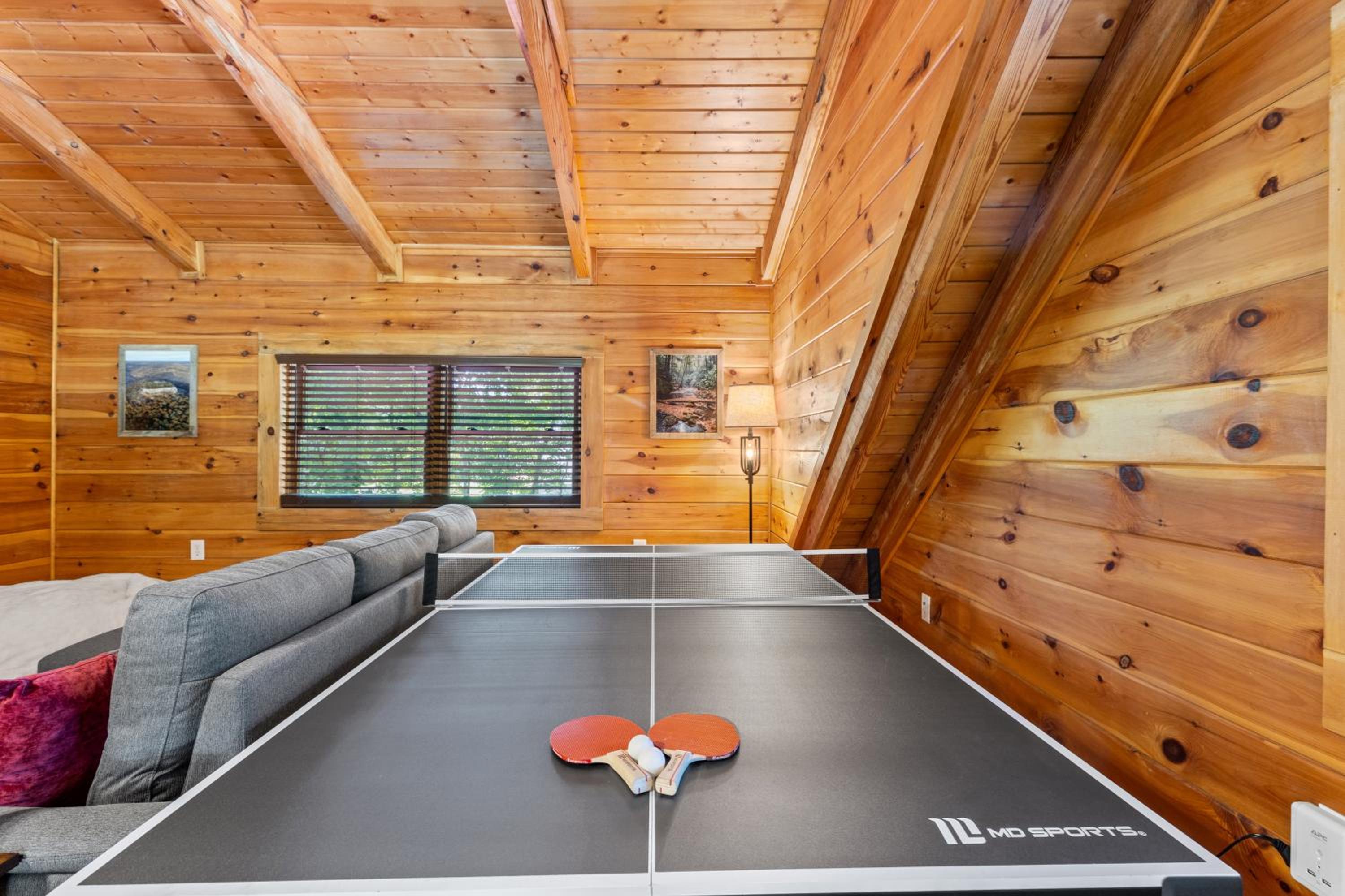 Hot Tub, Fire Pit, WiFi, EV Outlet Biggie cabin near Red River Gorge, KY! view 4