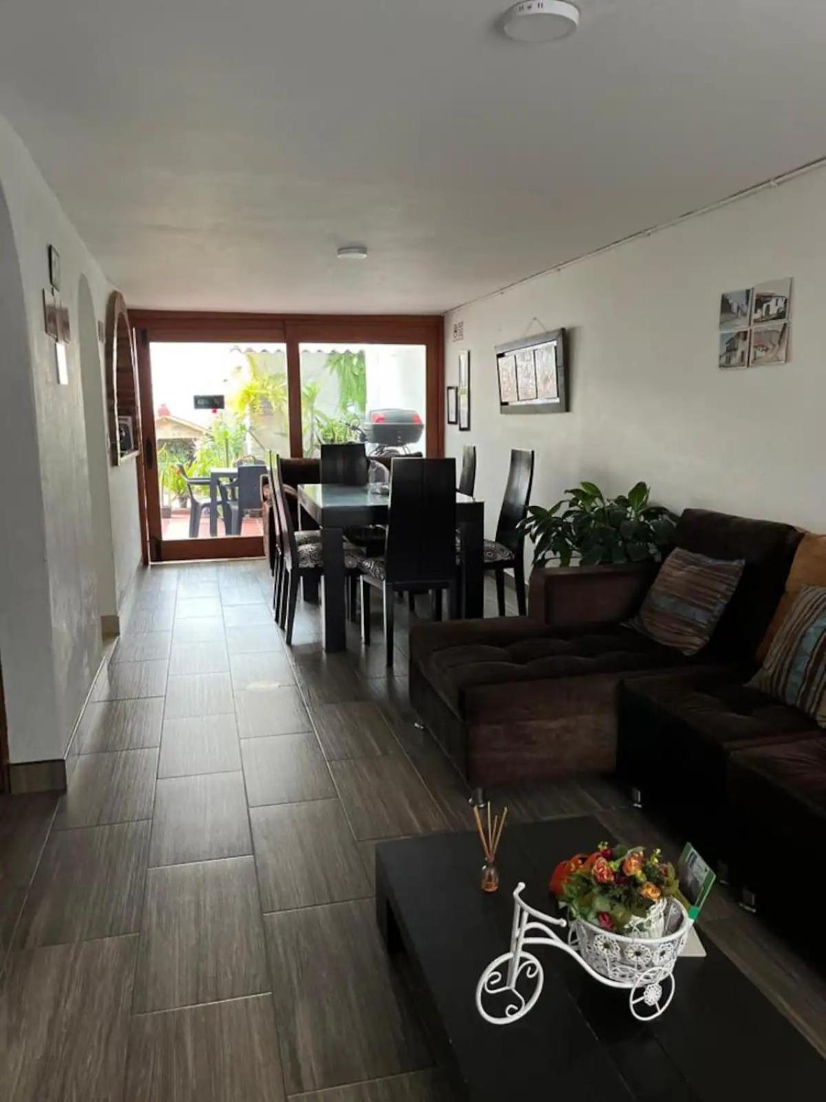 CASA ENCANTO EN VILLA
