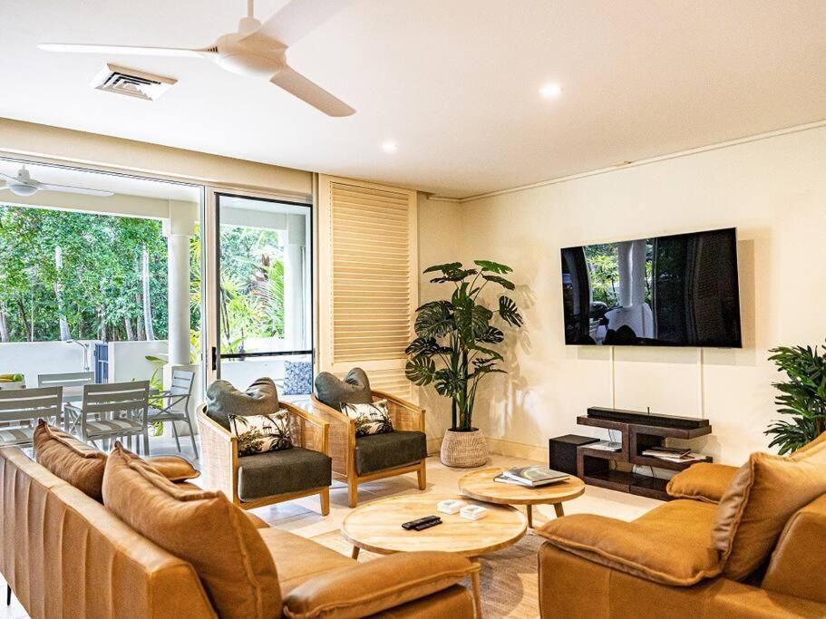 Sea La Vie - Port Douglas