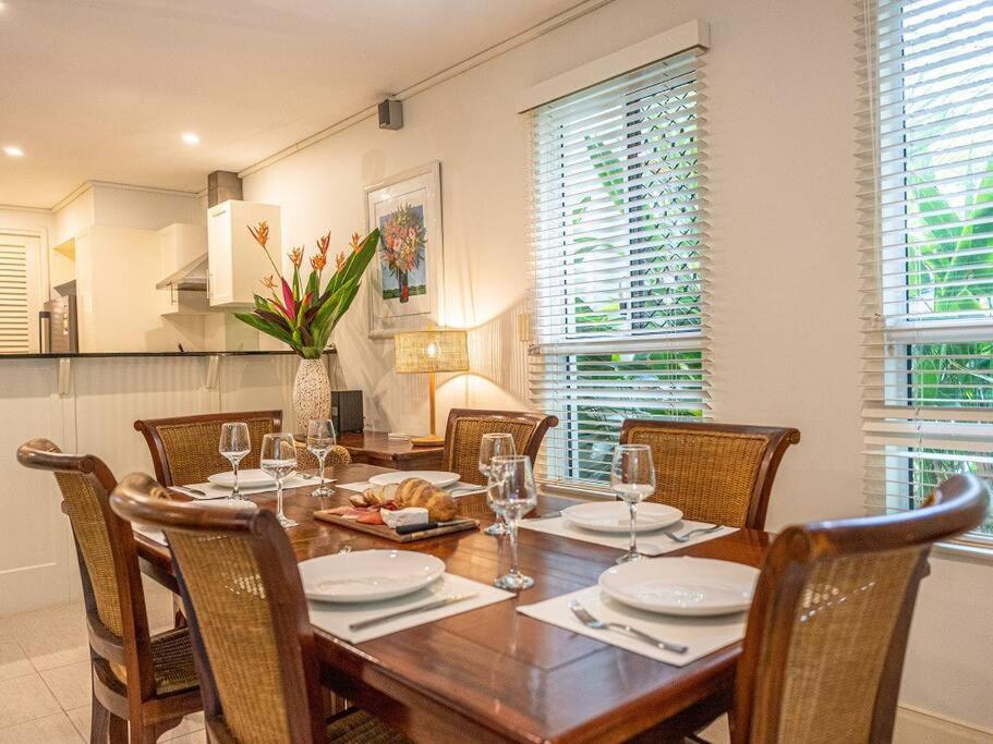 Sea La Vie - Port Douglas
