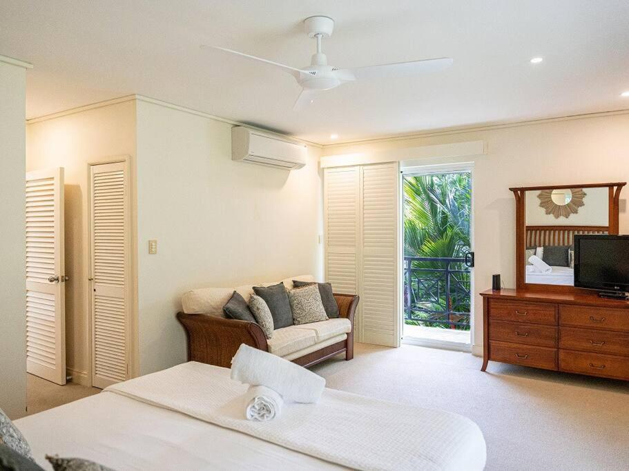 Sea La Vie - Port Douglas