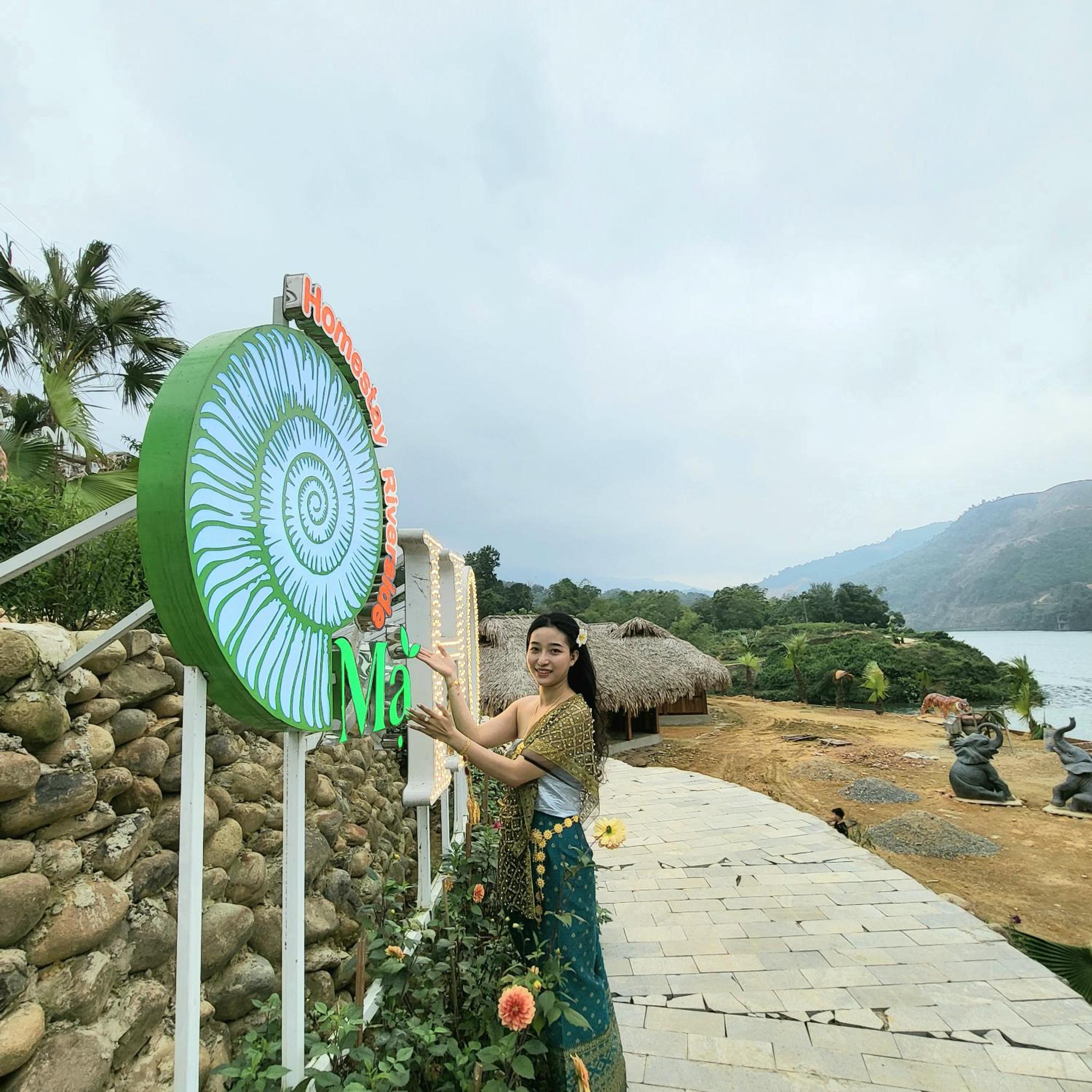 Mạ Homestay riverside