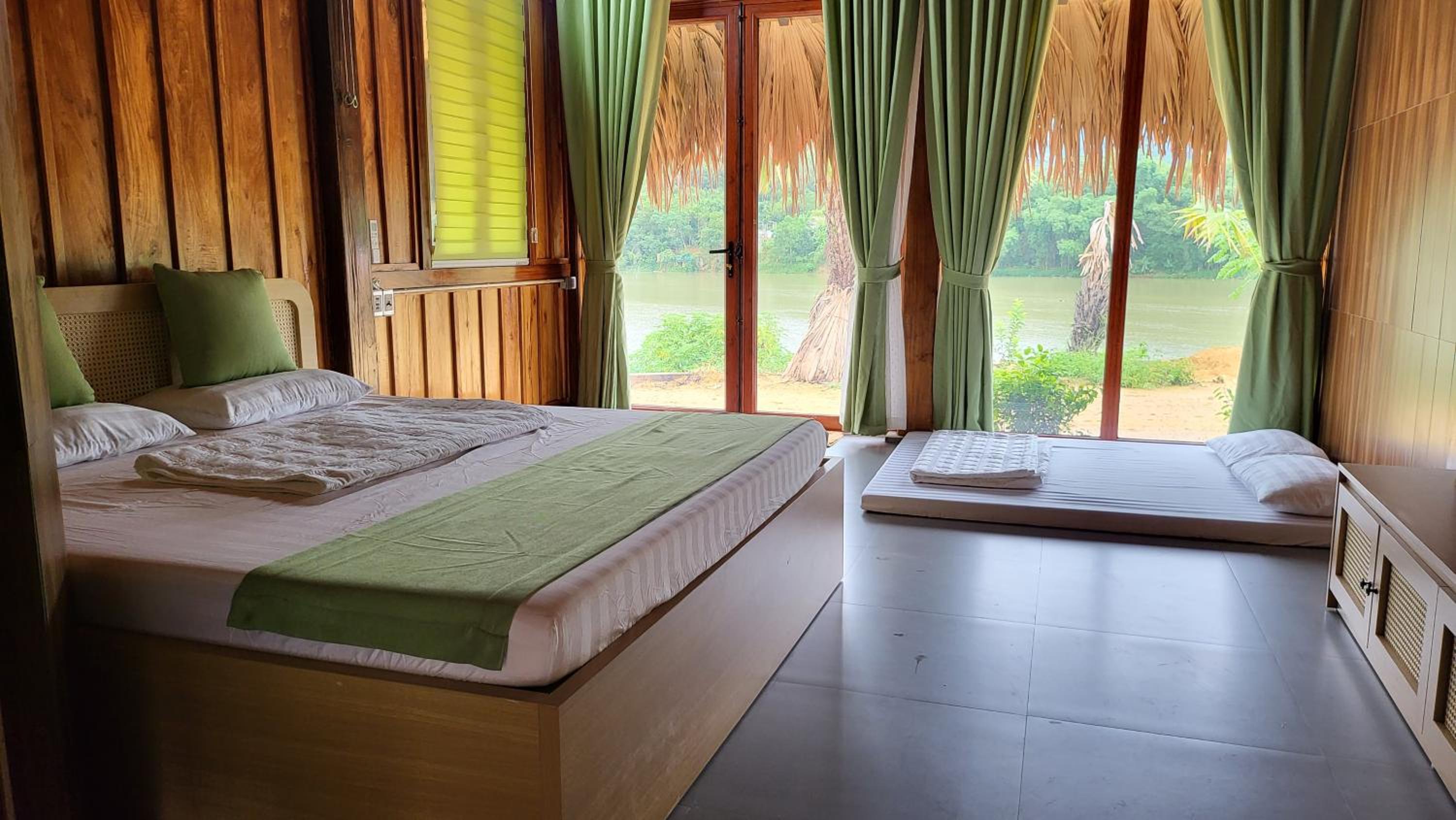 Mạ Homestay riverside