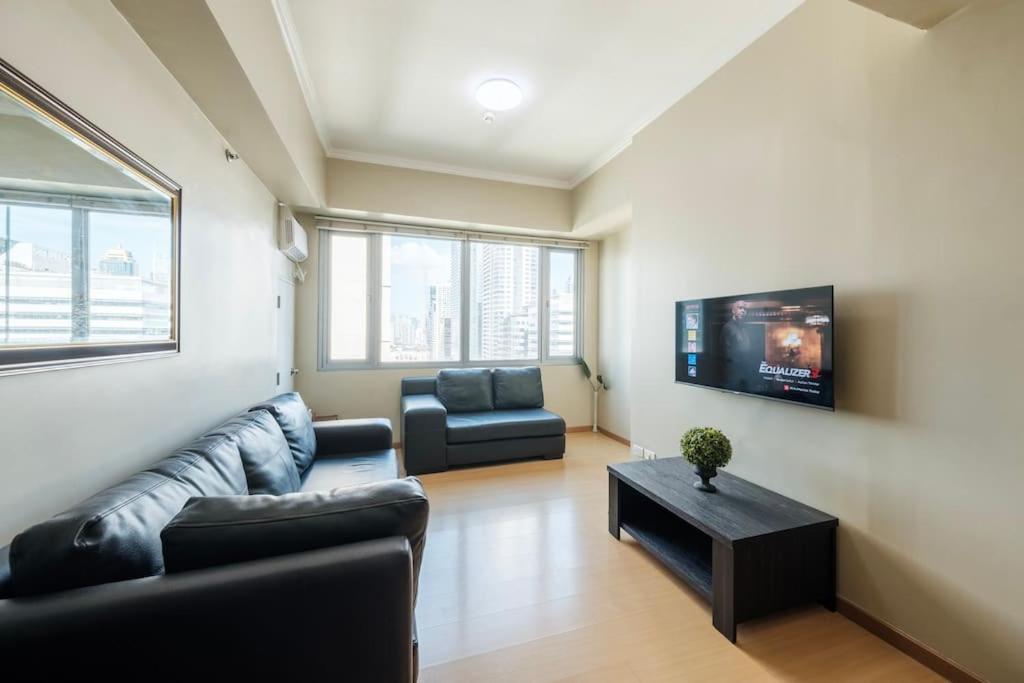 StayHere Burgos Circle 1 Bedroom Avant@Fort Gym view 2