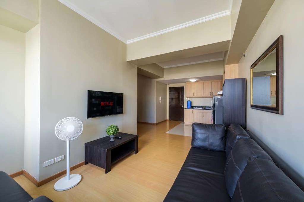 StayHere Burgos Circle 1 Bedroom Avant@Fort Gym view 5