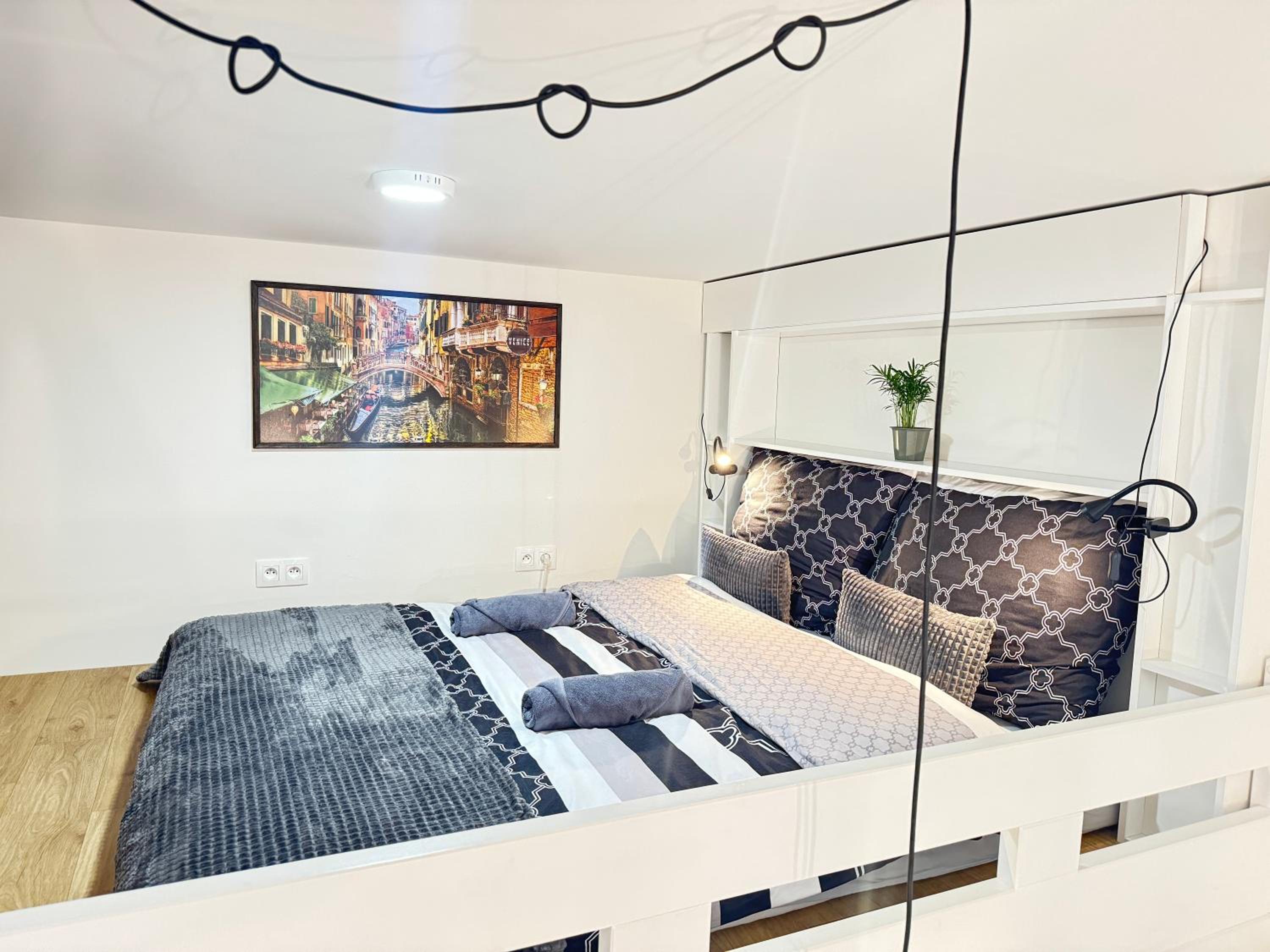 Free Parking - Cozy apartment near Vyšehrad Railway Bridge