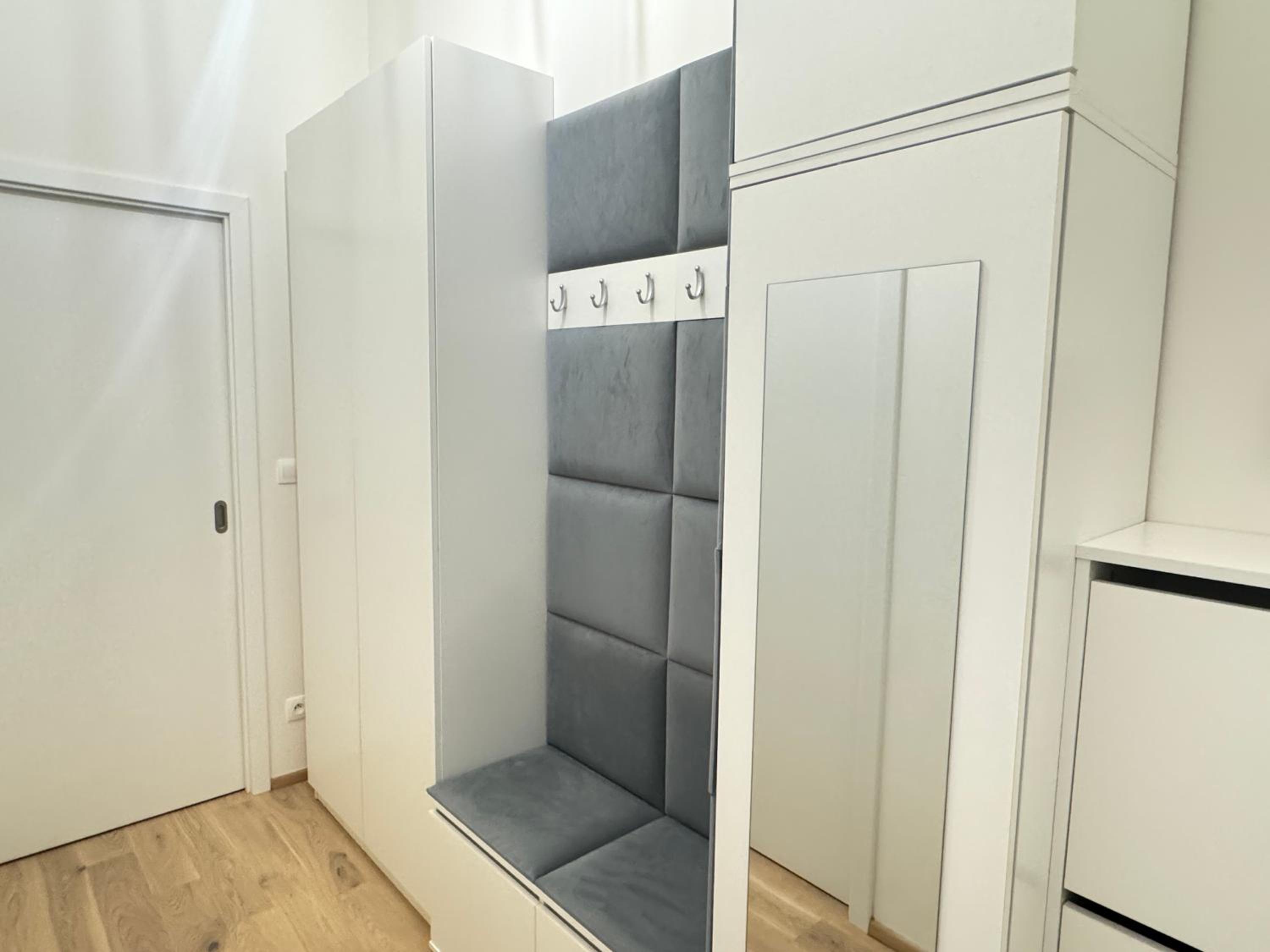 Free Parking - Cozy apartment near Vyšehrad Railway Bridge