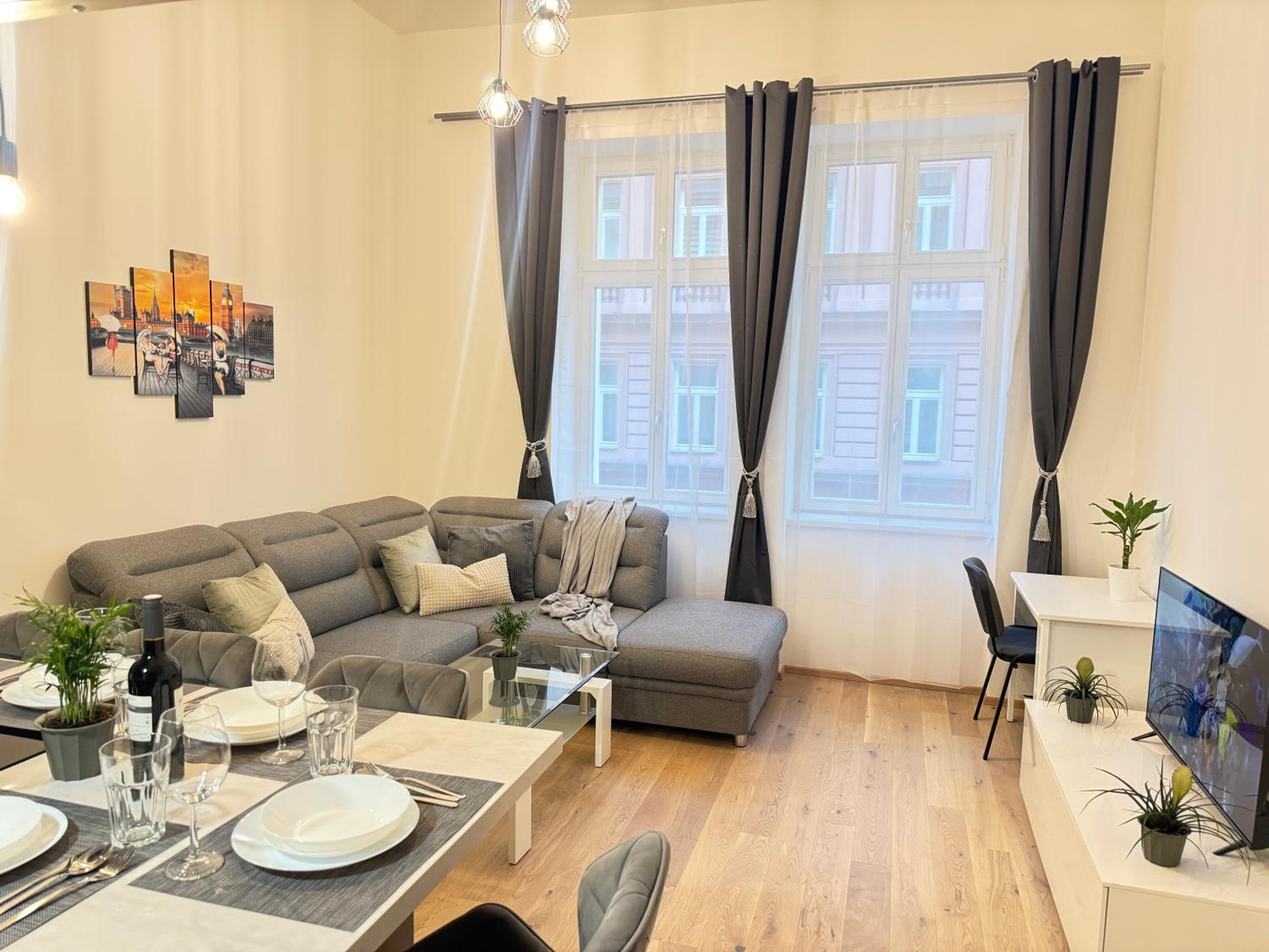 Free Parking - Cozy apartment near Vyšehrad Railway Bridge