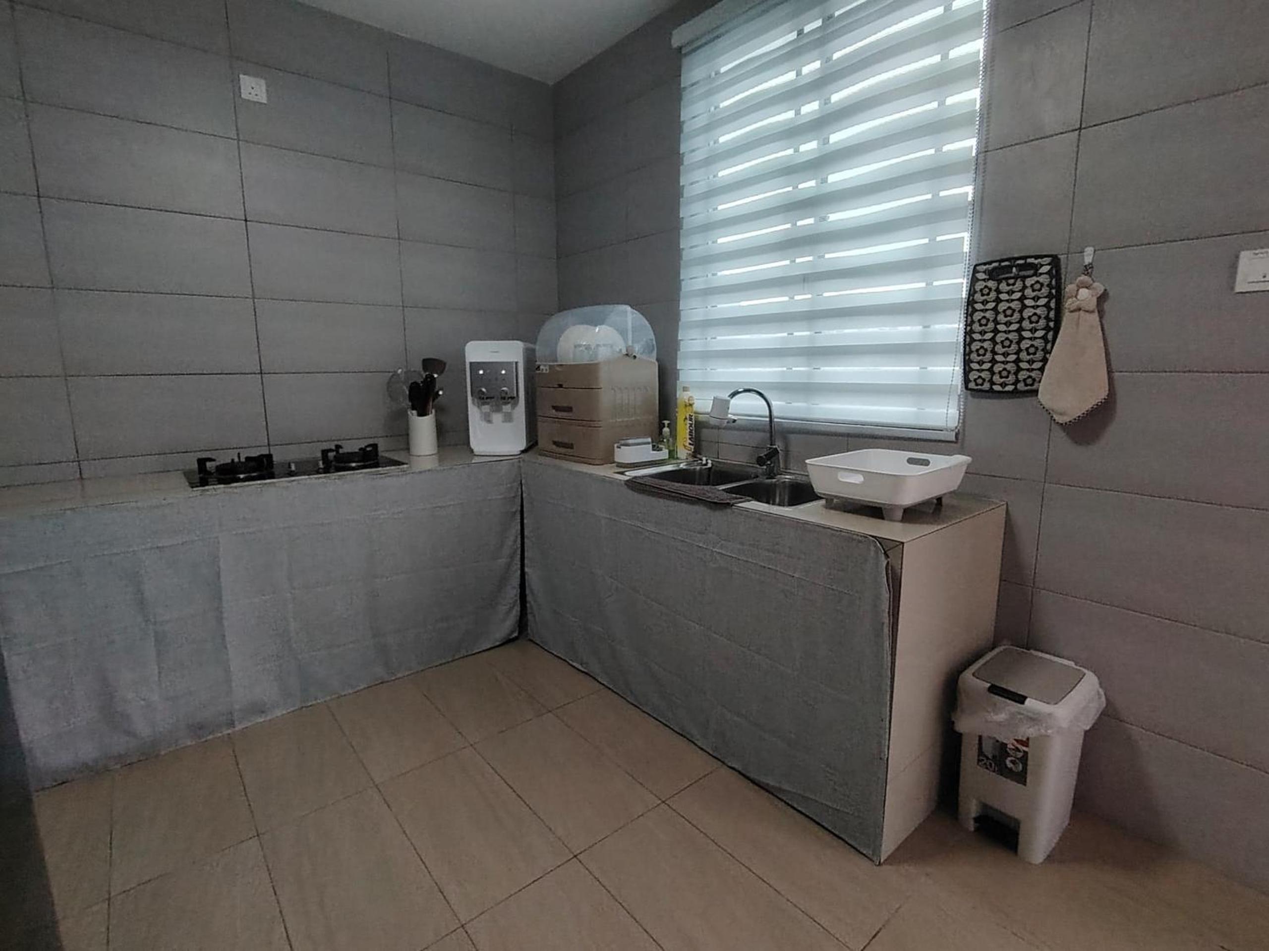 JNJ Miri Homestay - Miri Serene Shangrila photo 3