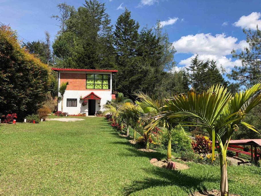 Desconéctate! Casa de campo con vista sensacional !!!
