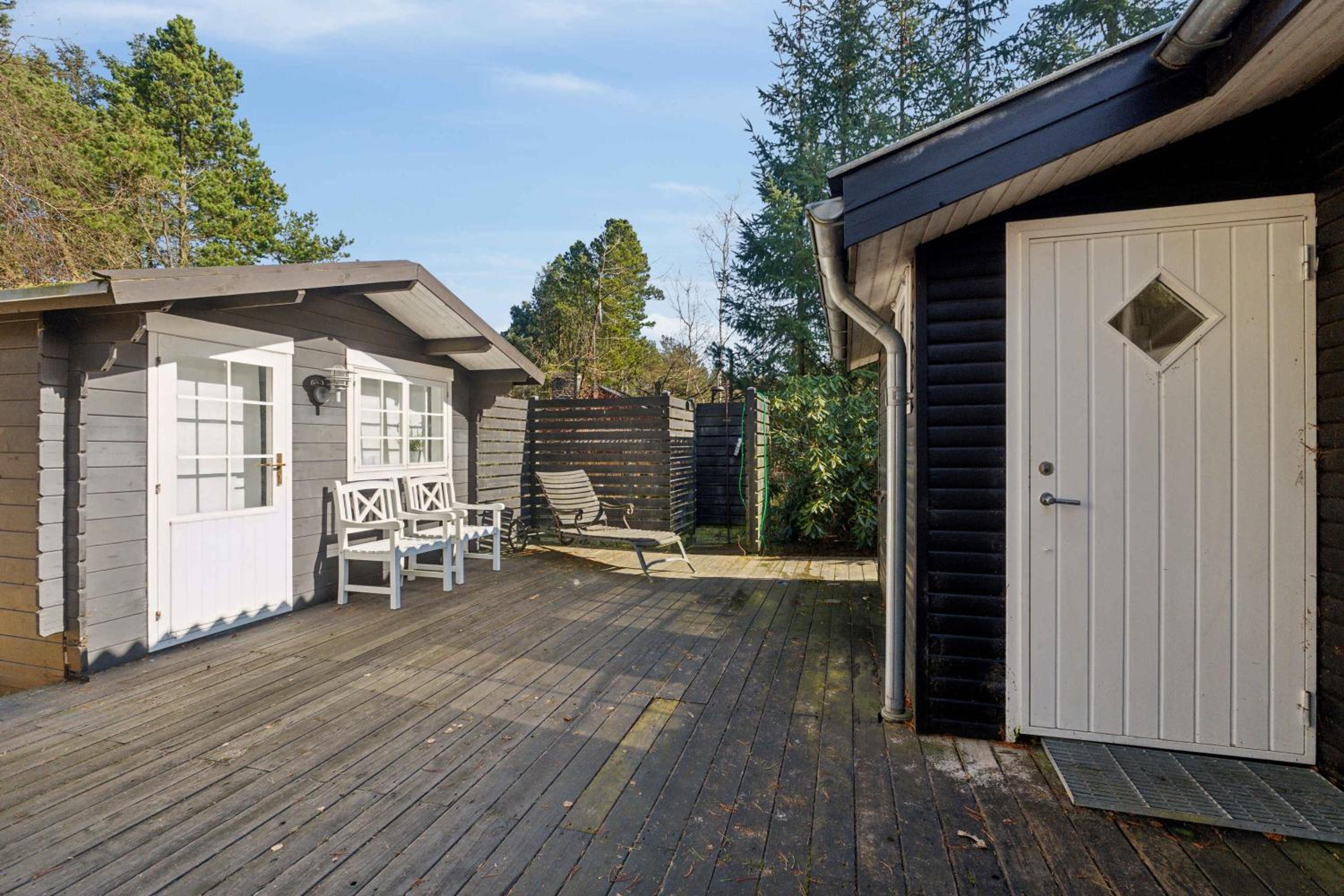 Cozy Cottage 300 M From The Sea view 3