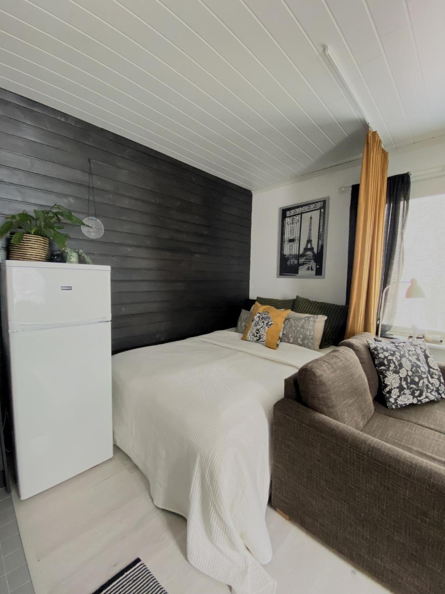 Unique wood house apartment, FREE PARKING view 2