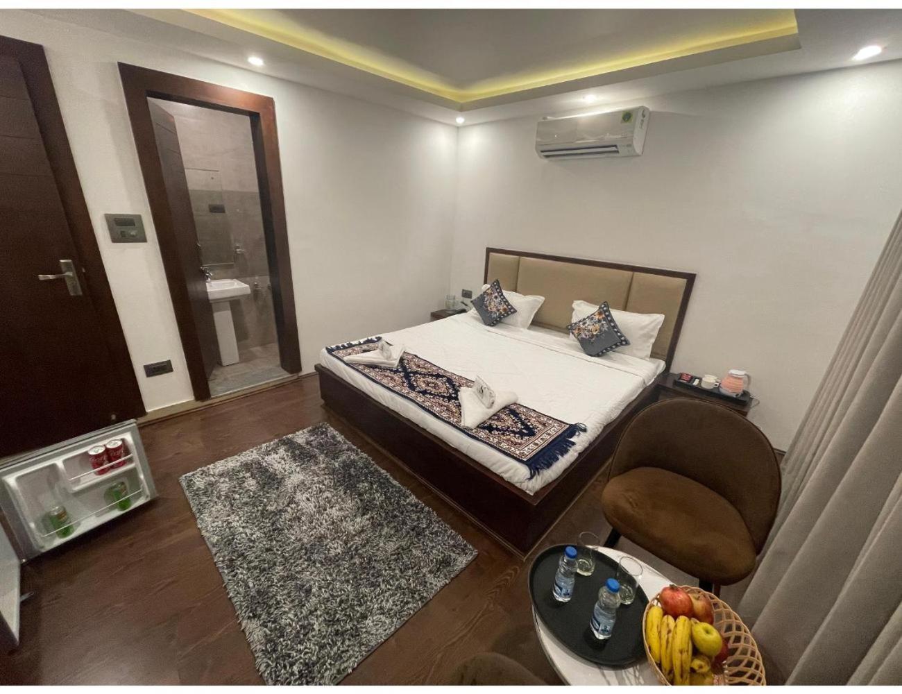 Hotel Al-Shemagh, Srinagar view 3
