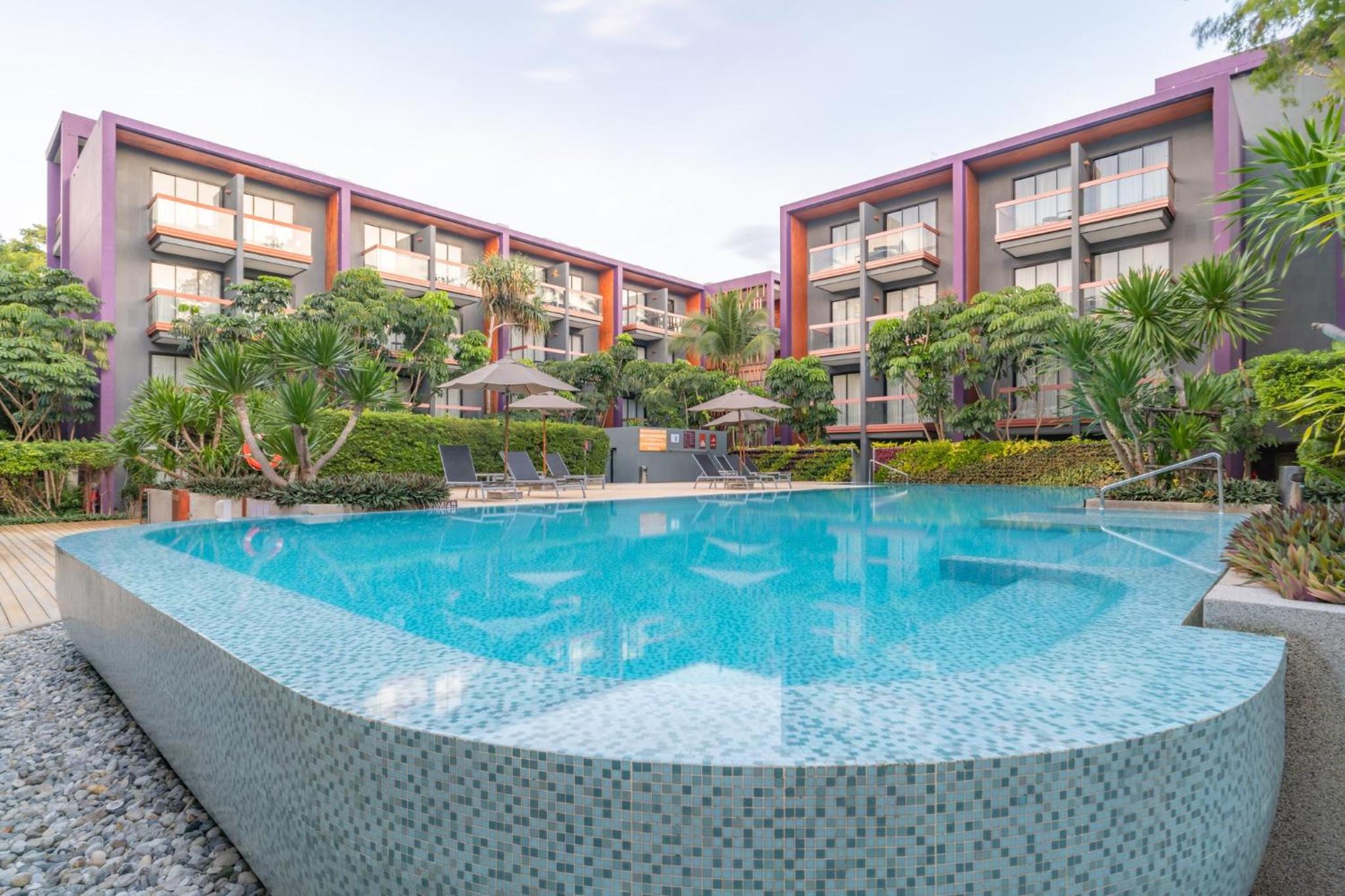 Holiday Inn Express Phuket Patong Beach Central by IHG