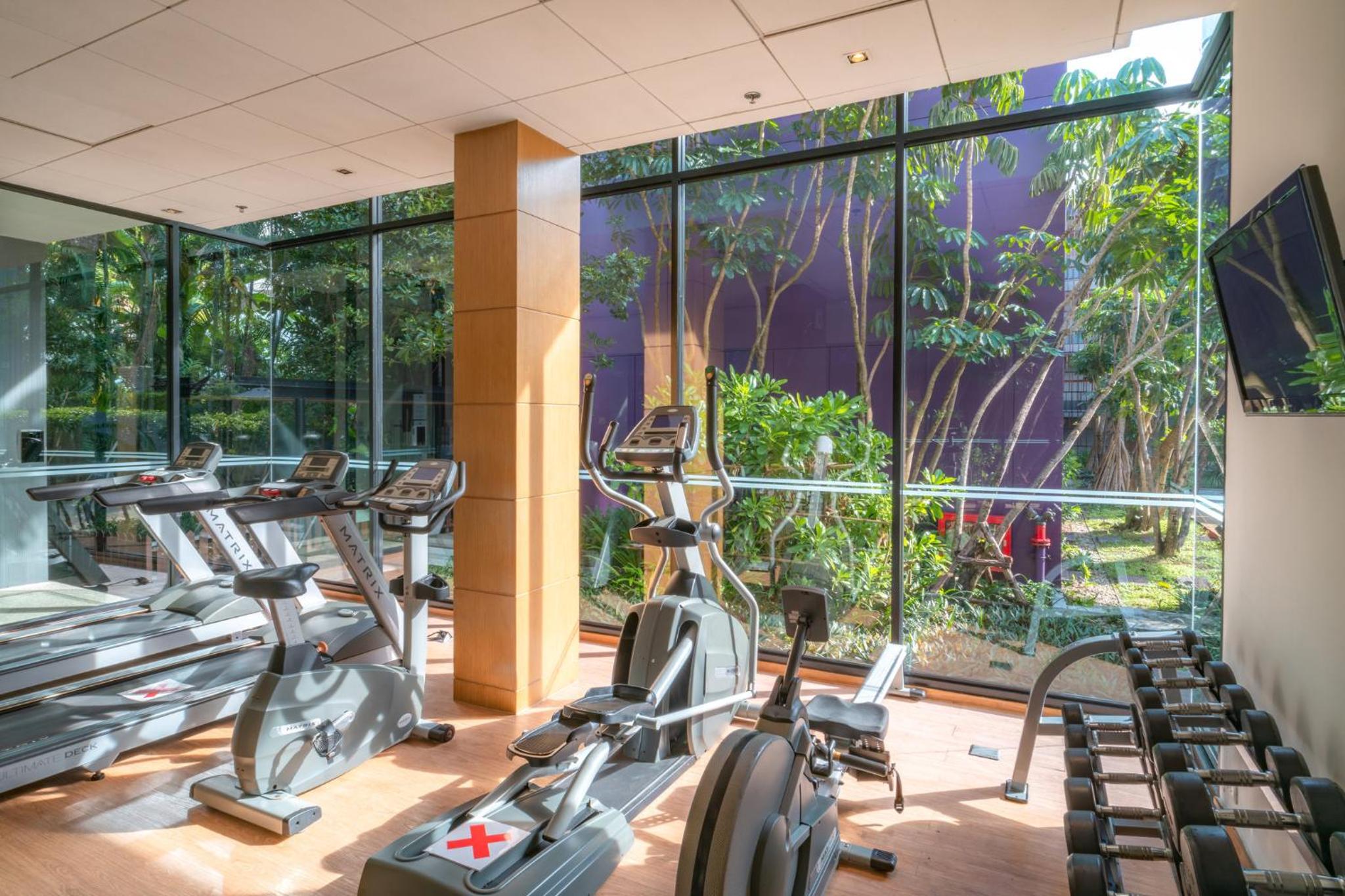 Holiday Inn Express Phuket Patong Beach Central by IHG