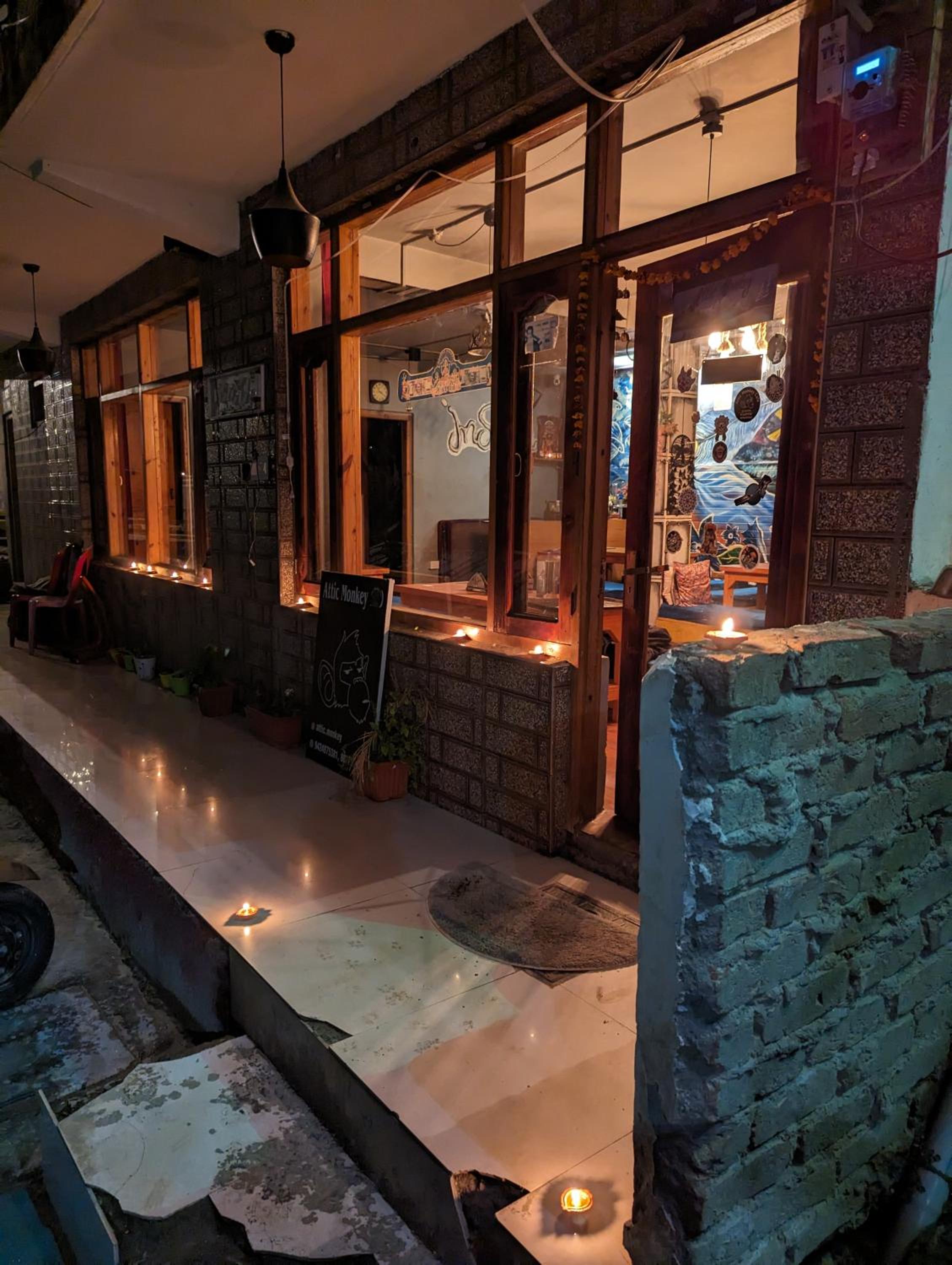 Attic Monkey Cafe & Rooms view 3
