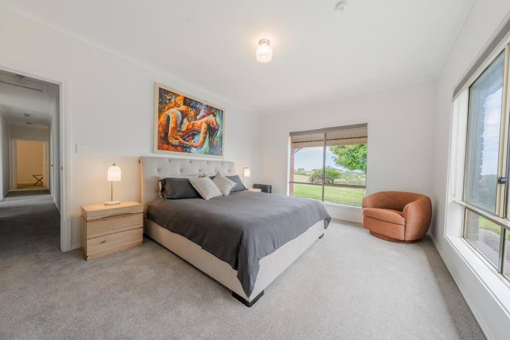 Adelaide Hills Country Paradise