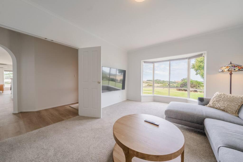 Adelaide Hills Country Paradise