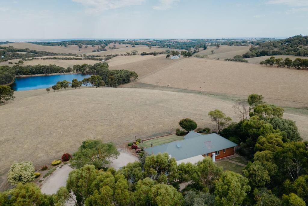 Adelaide Hills Country Paradise