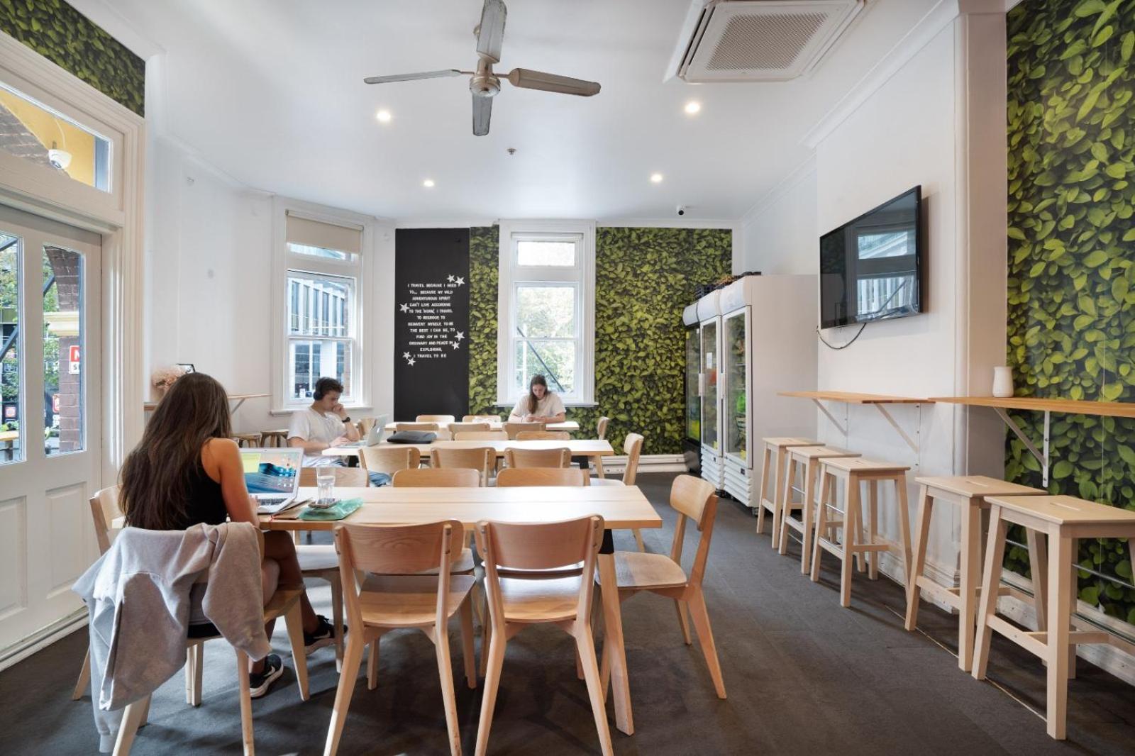 Tequila Sunrise Hostel Sydney