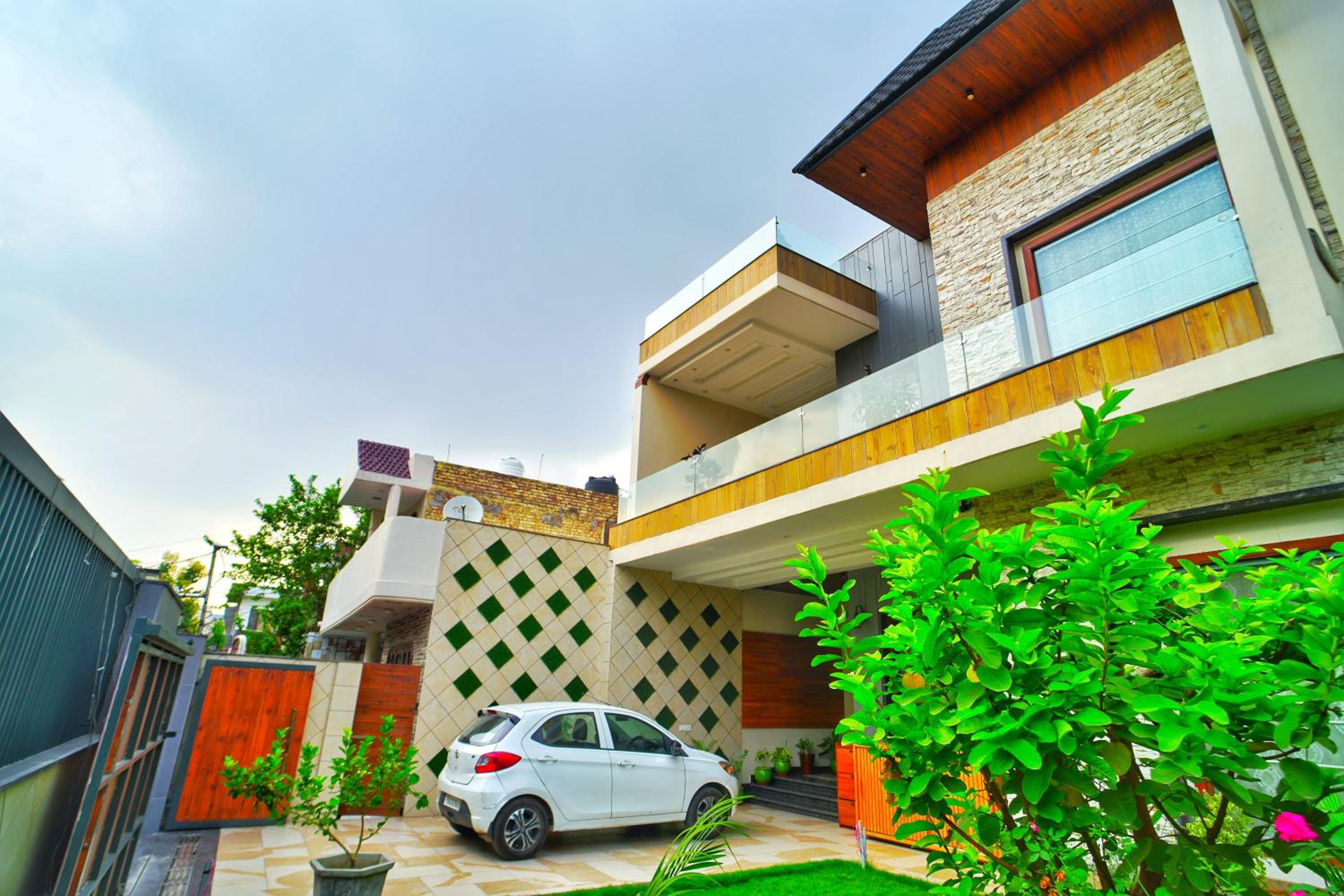 Ista Inn Homestay view 5