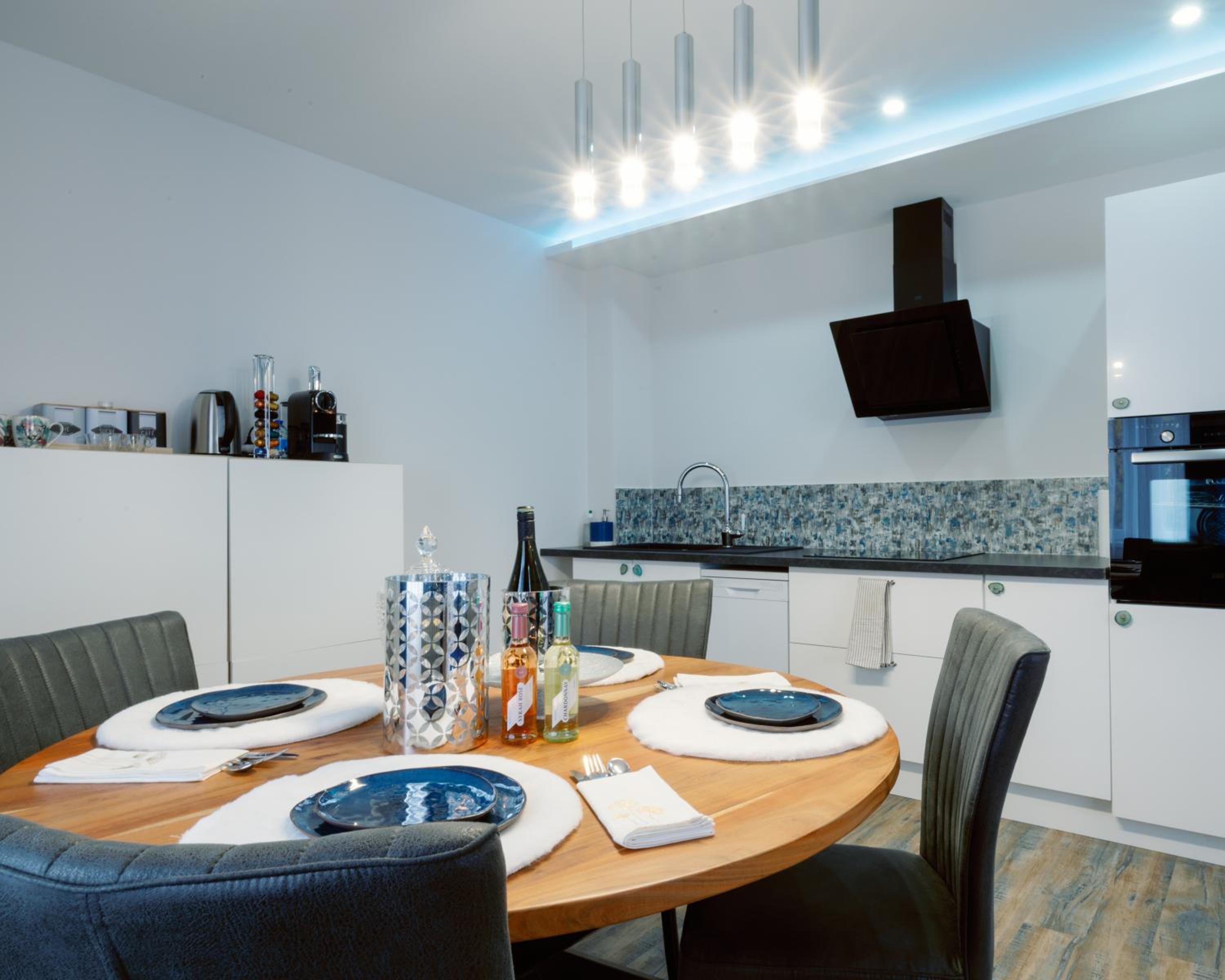 La Marine by Leslodgespa - Appartement moderne et équipé au style marin, proche de Bâle et de l'aéroport