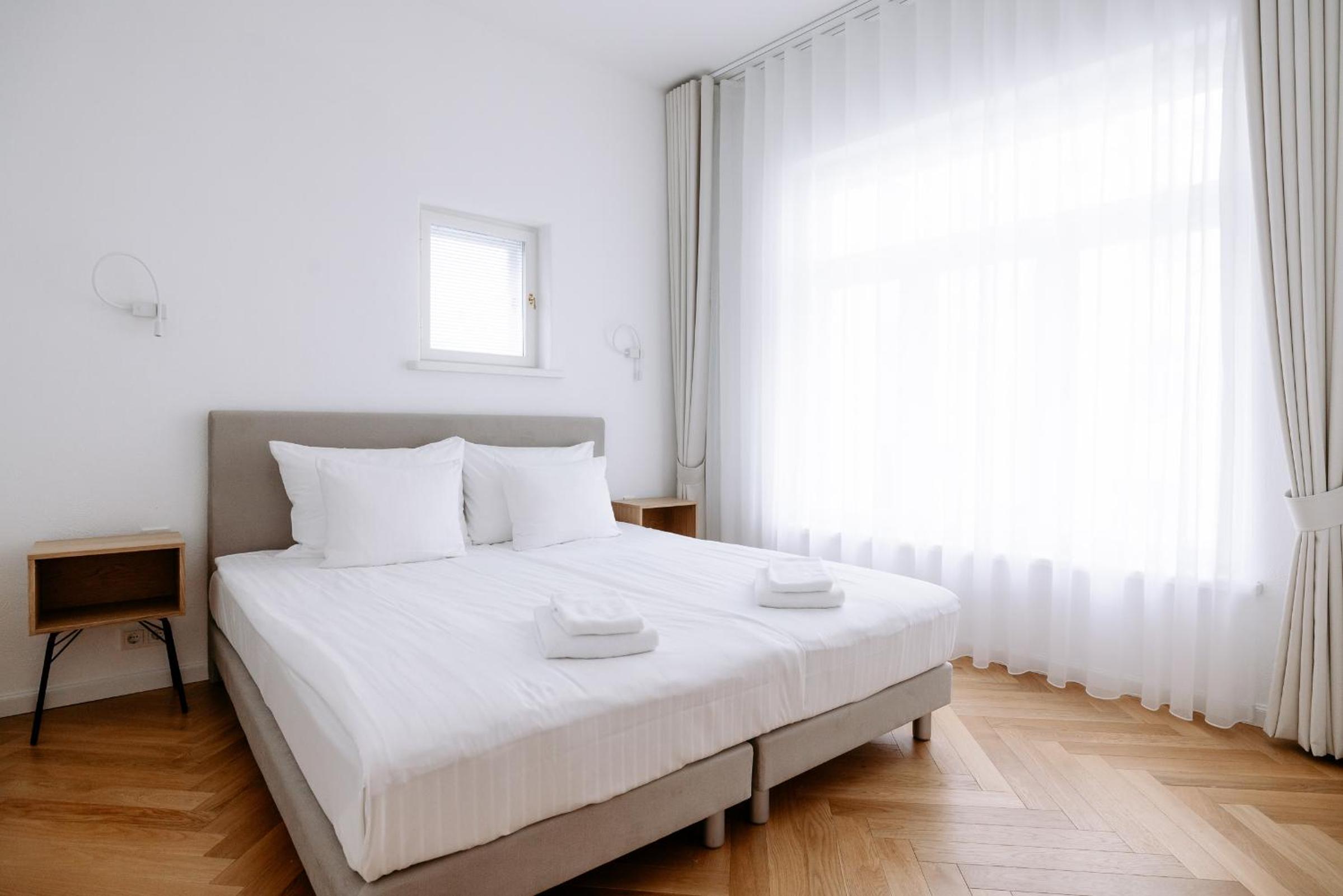 Hestia Apartments Barons