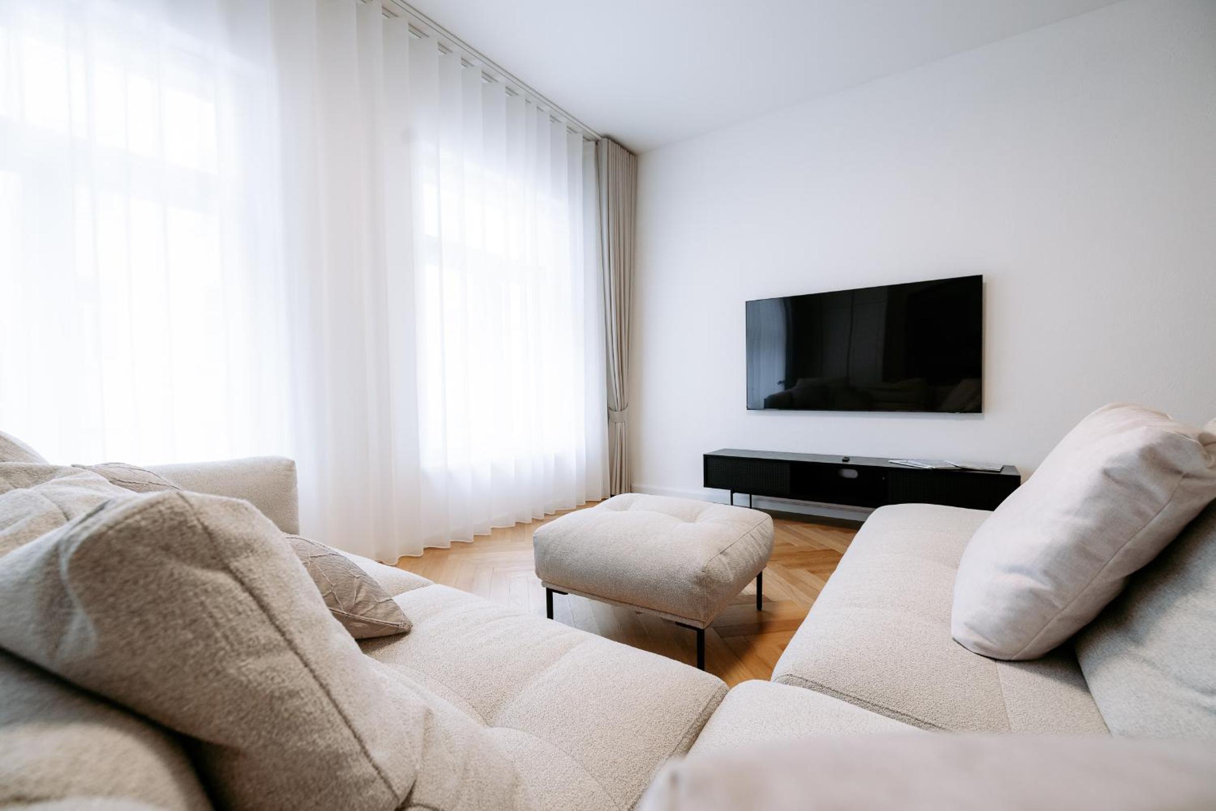 Hestia Apartments Barons