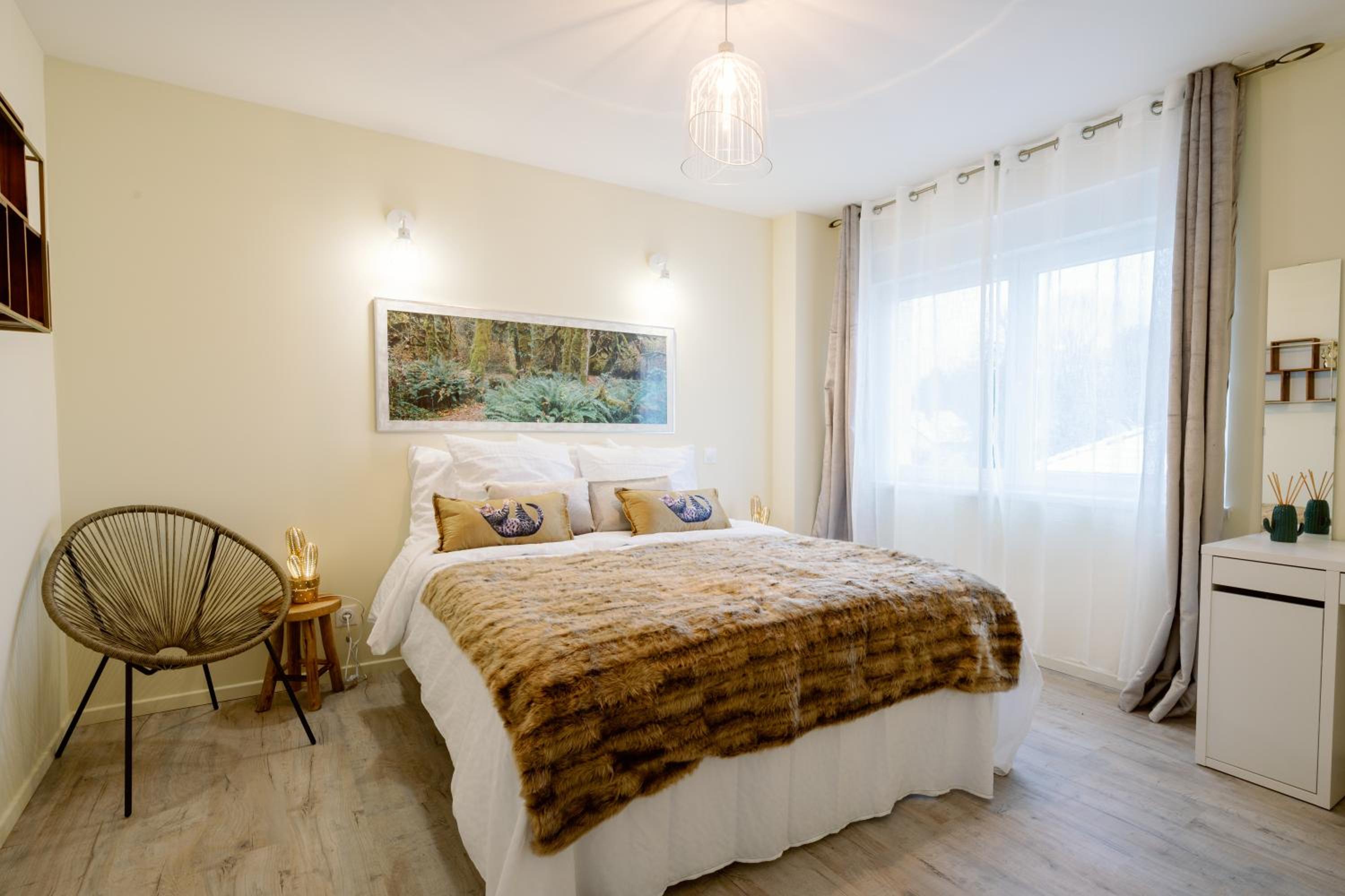 La Nature by Leslodgespa - appartement confortable et ressourçant avec balcon, proche de Bâle et de l'aéroport