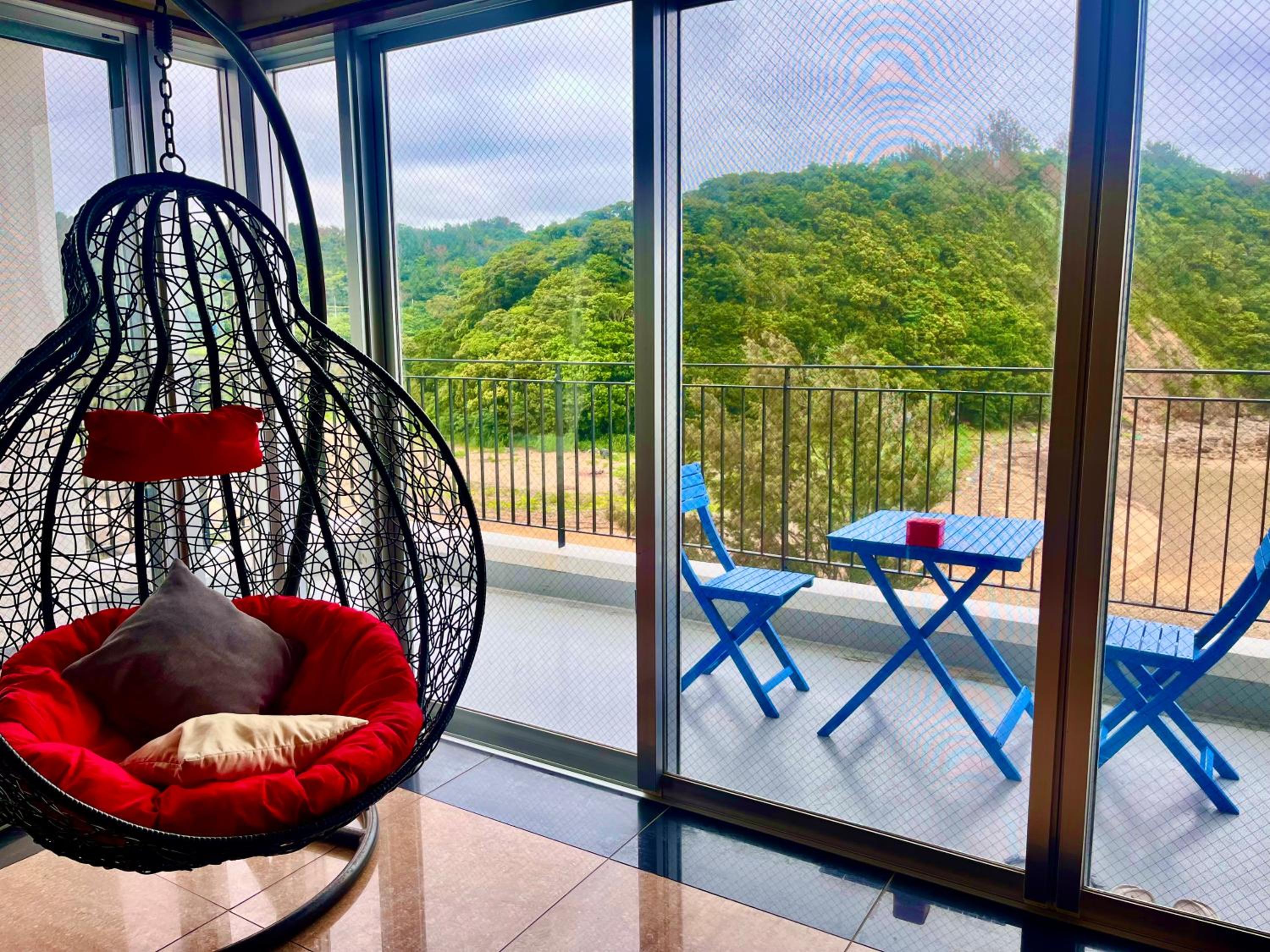 Hundred Days Hotel