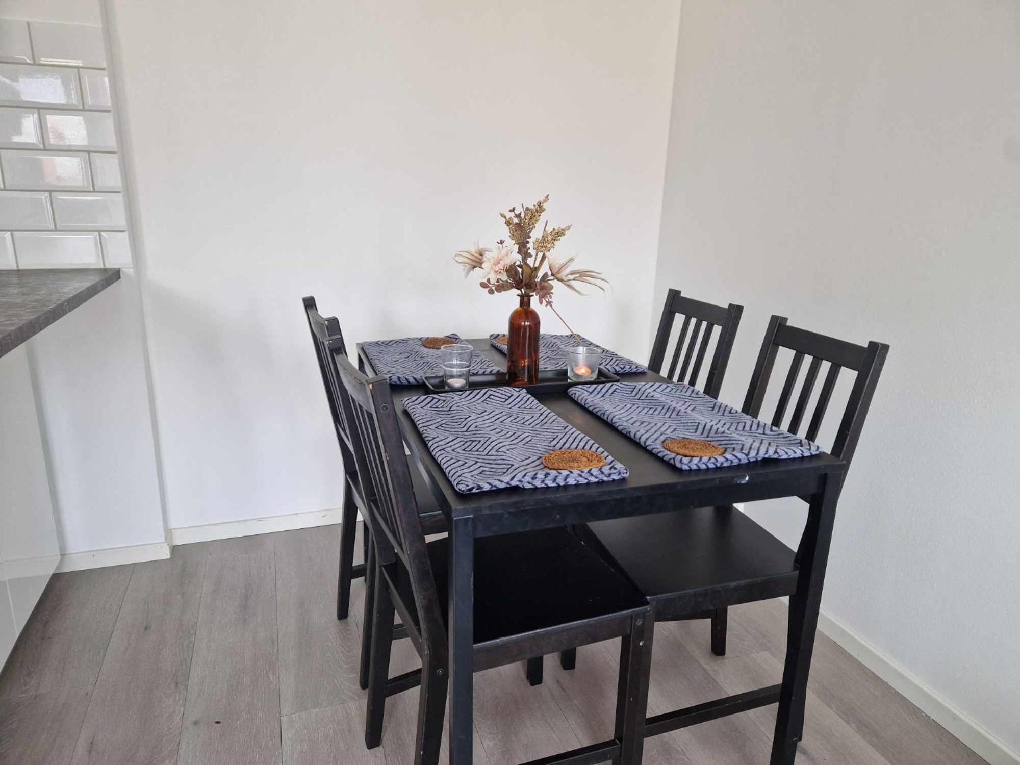 Oslo Central - 3 Bedroom Apartment - Gated Community view 5