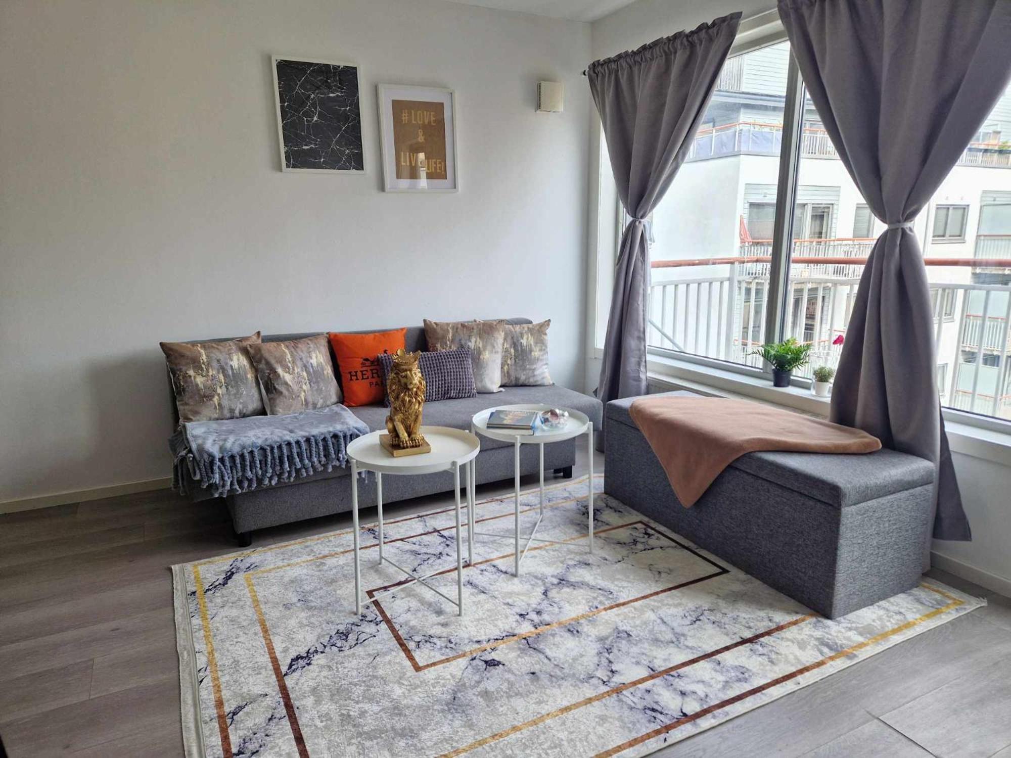 Oslo Central - 3 Bedroom Apartment - Gated Community view 2