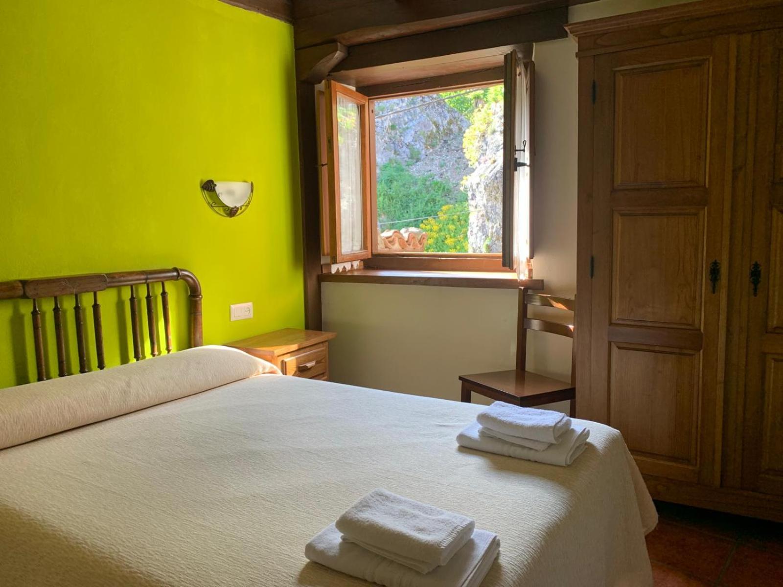 Apartamentos Las Rocas de Brez