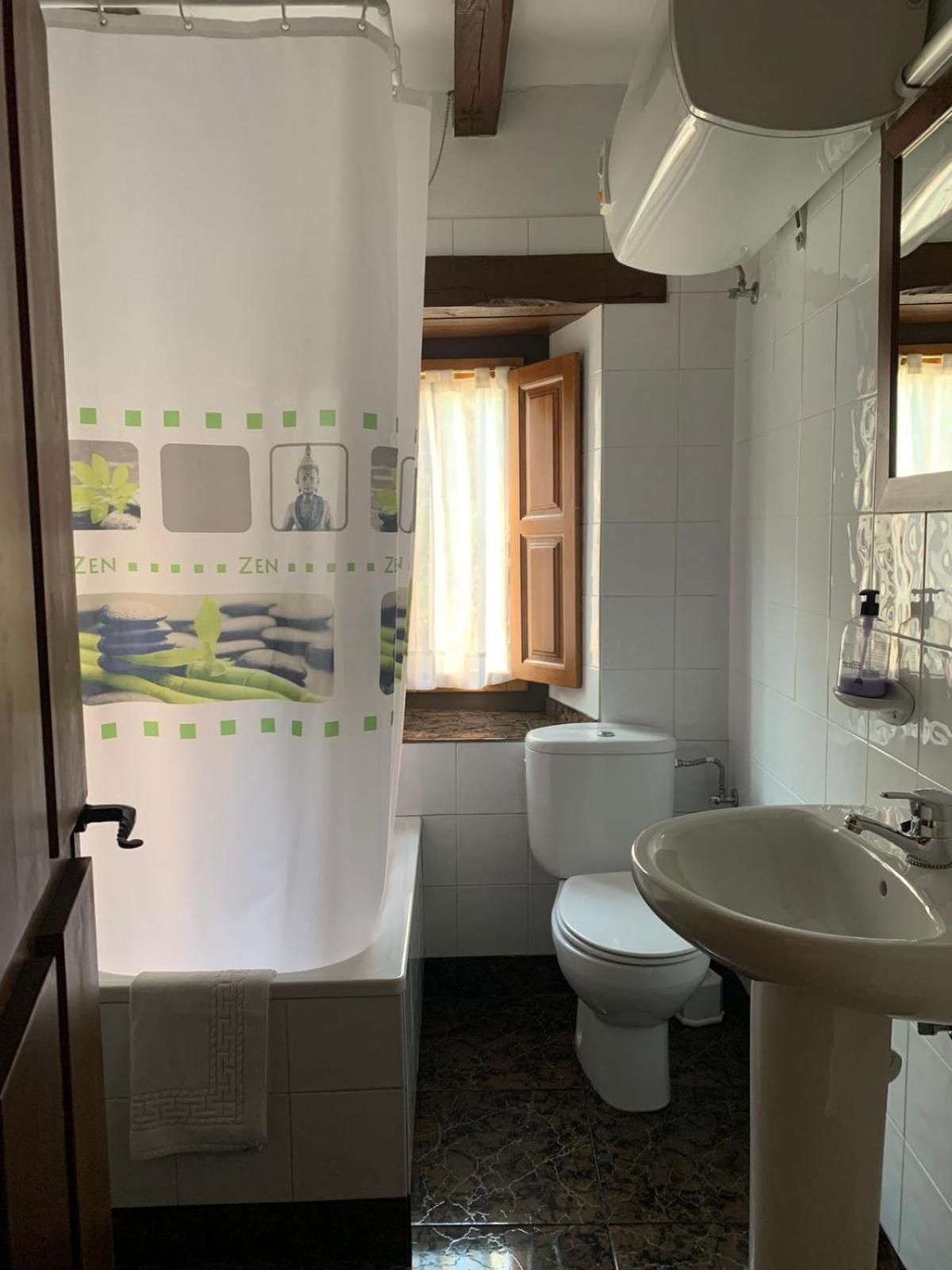Apartamentos Las Rocas de Brez