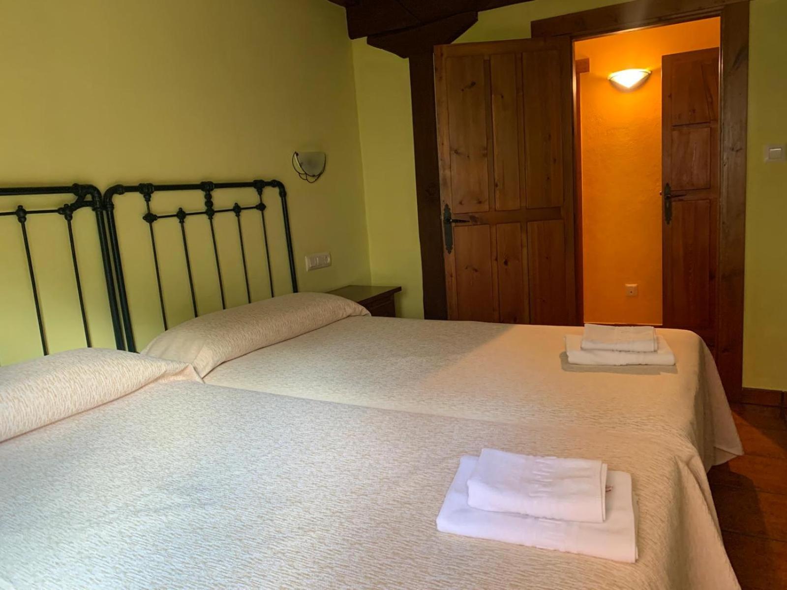 Apartamentos Las Rocas de Brez