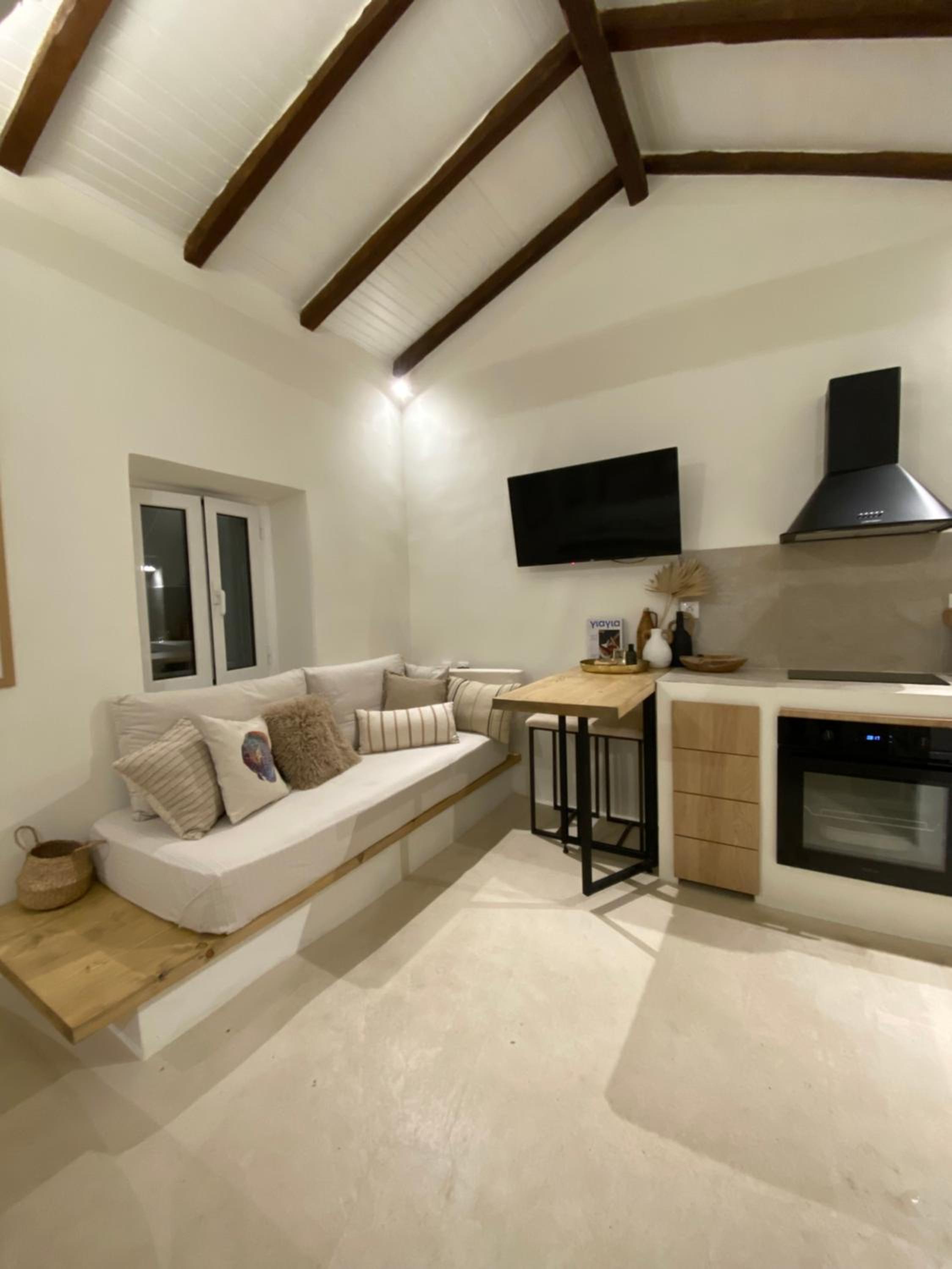Akrasi Manor - Corfu Village Living