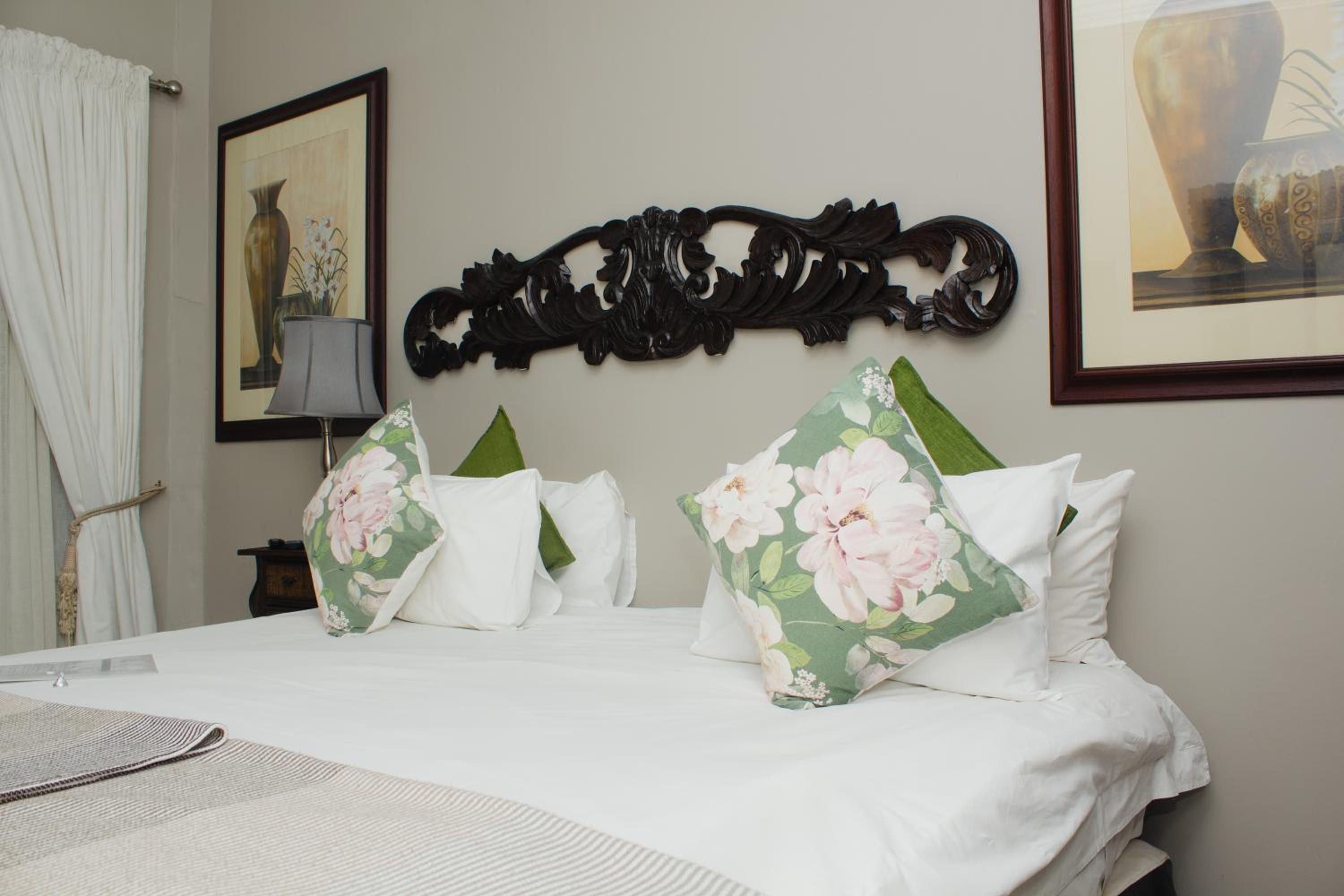 Oaklands inn and Conference Centre