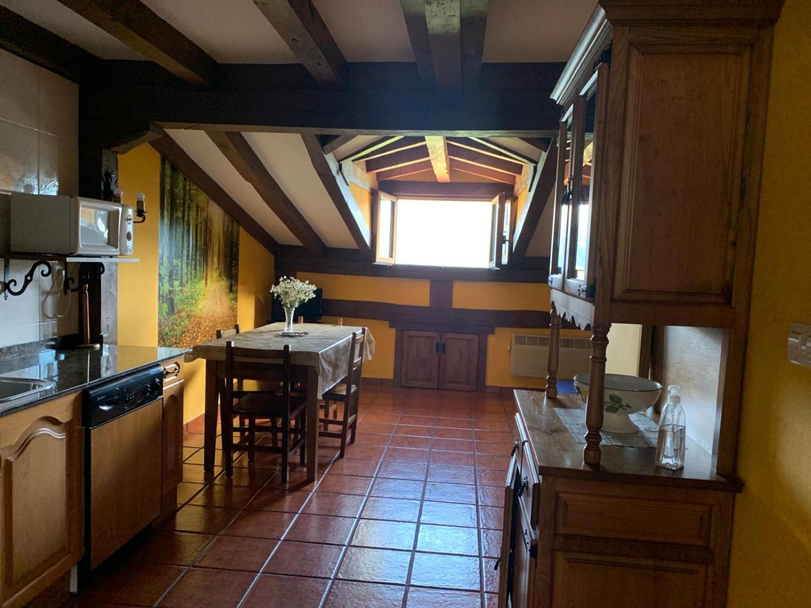 Apartamentos Las Rocas de Brez