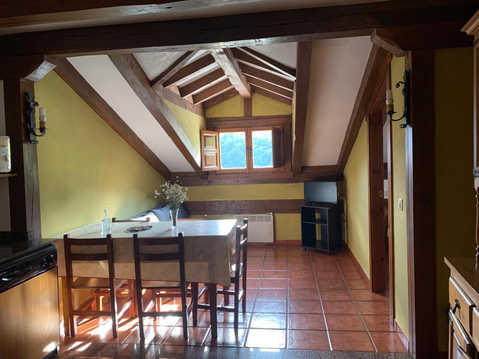 Apartamentos Las Rocas de Brez